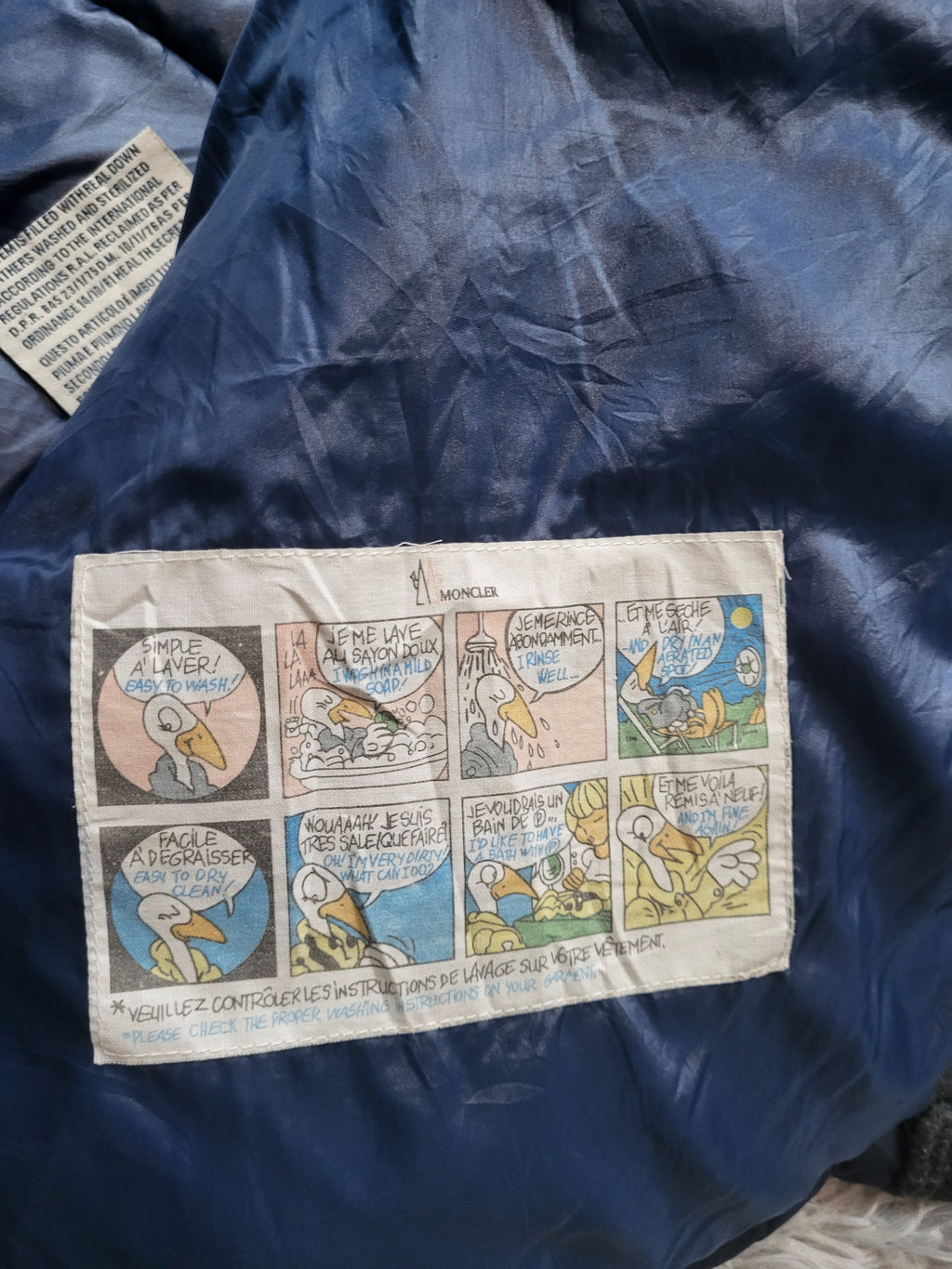 Doudoune Moncler Canut Giubbotto Homme – Taille 4 (L) – Bleu marine – Duvet 90% – Capuche – Luxe