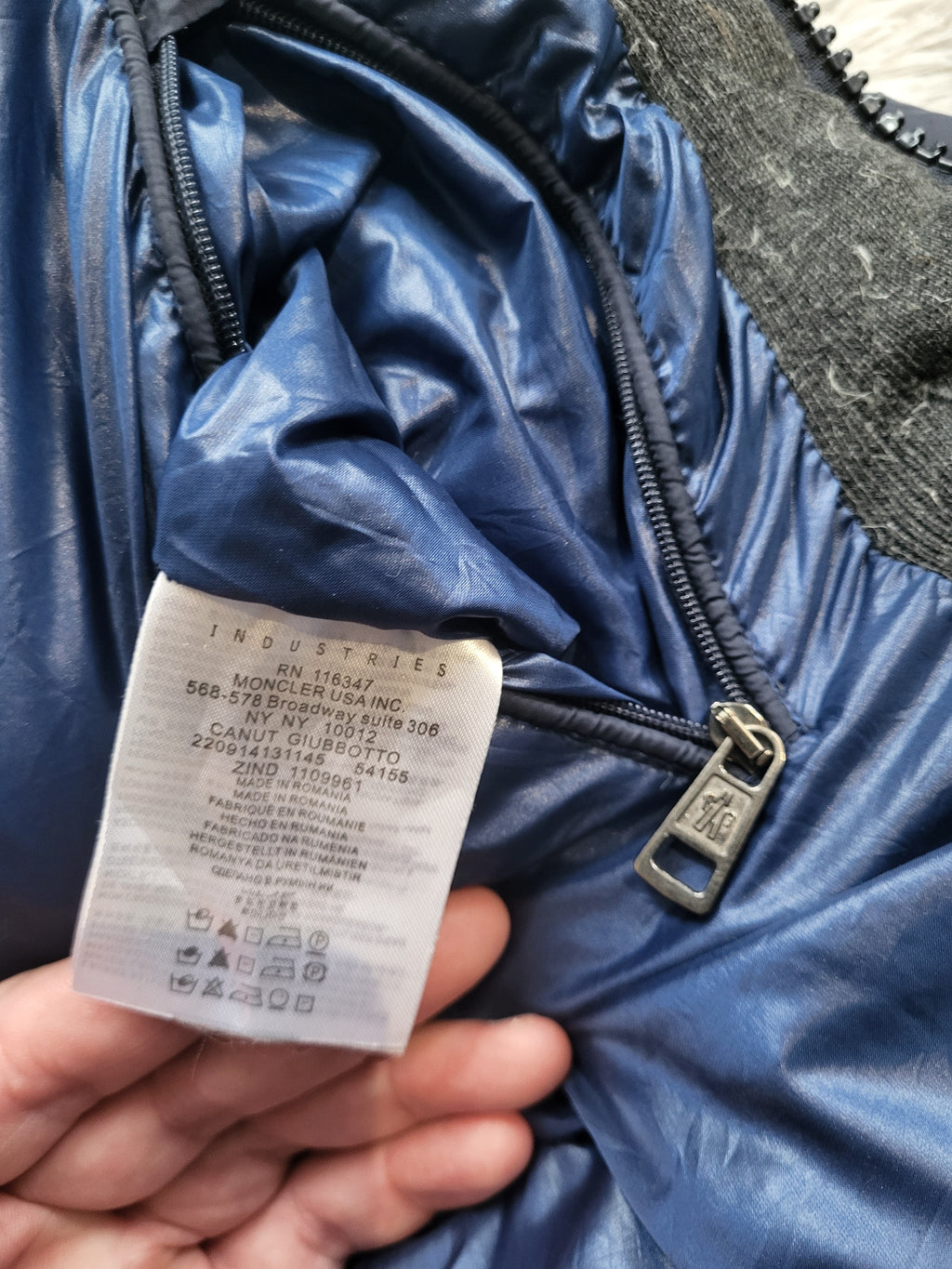 Doudoune Moncler Canut Giubbotto Homme – Taille 4 (L) – Bleu marine – Duvet 90% – Capuche – Luxe