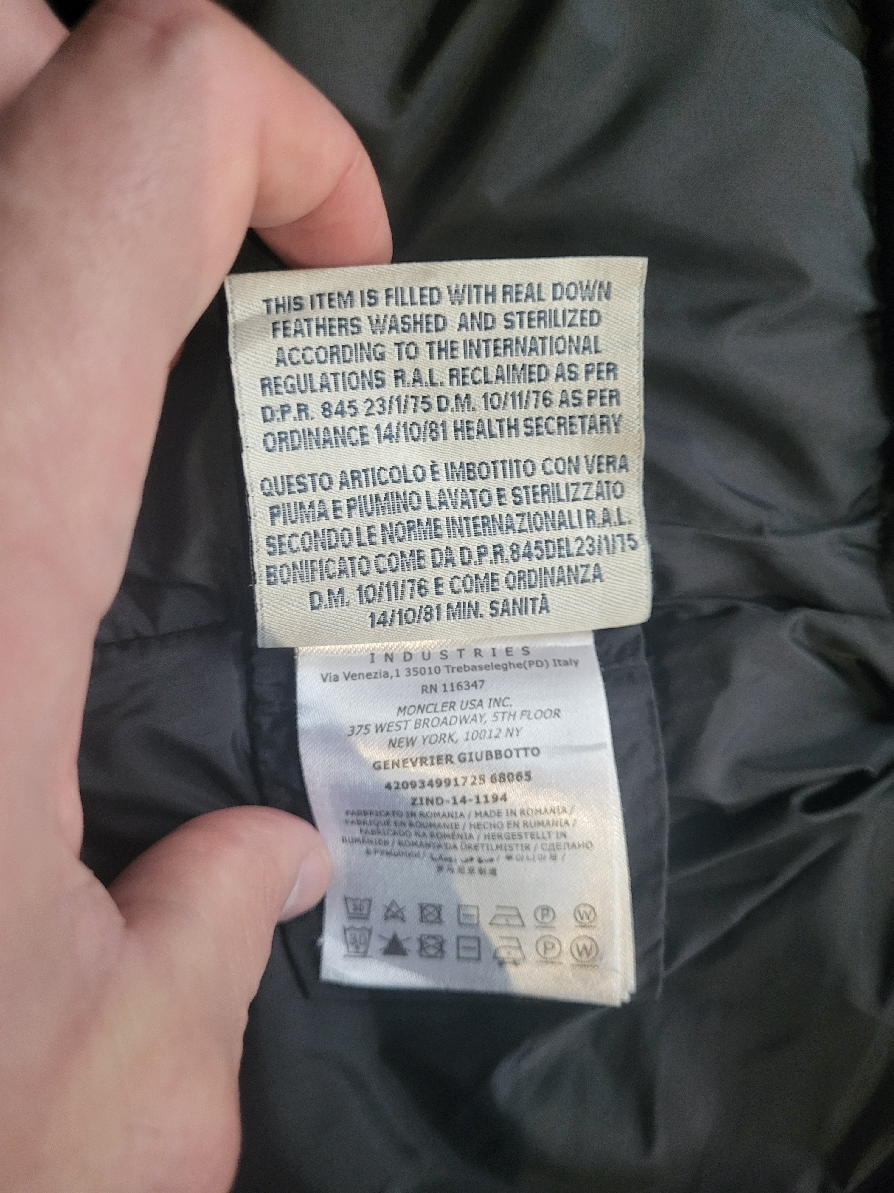 Doudoune Moncler Genevrier Khloe Femme – Taille 1 (S) – Noir – Duvet d'oie 90% – Luxe