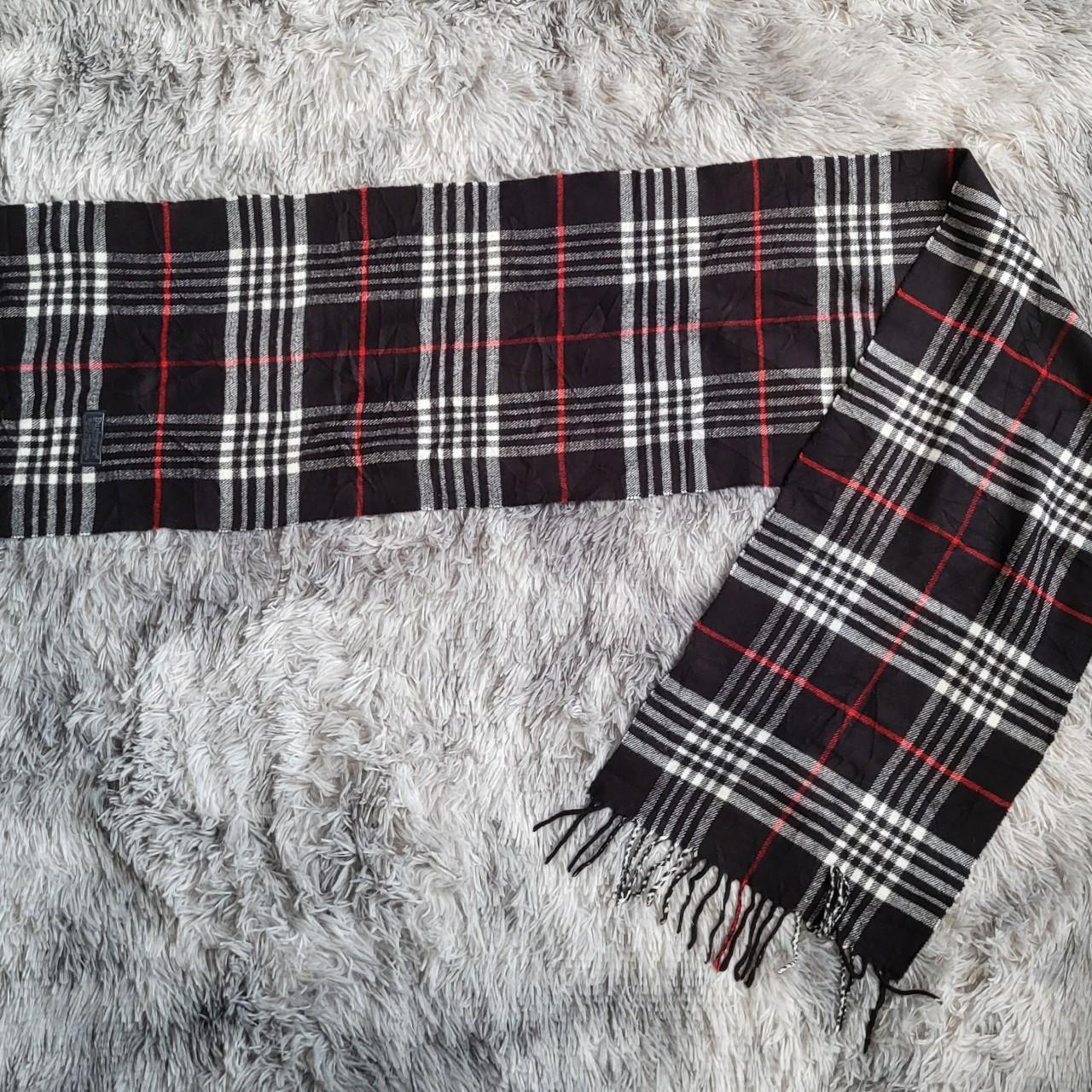 Magnifique écharpe Burberry vintage – 100 % laine d’agneau