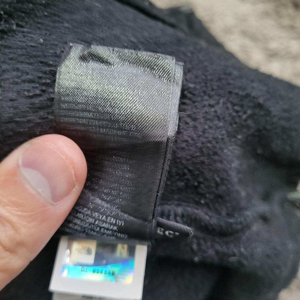 Polaire noire femme The North Face taille M, étiquette visible, Fripes Sélect