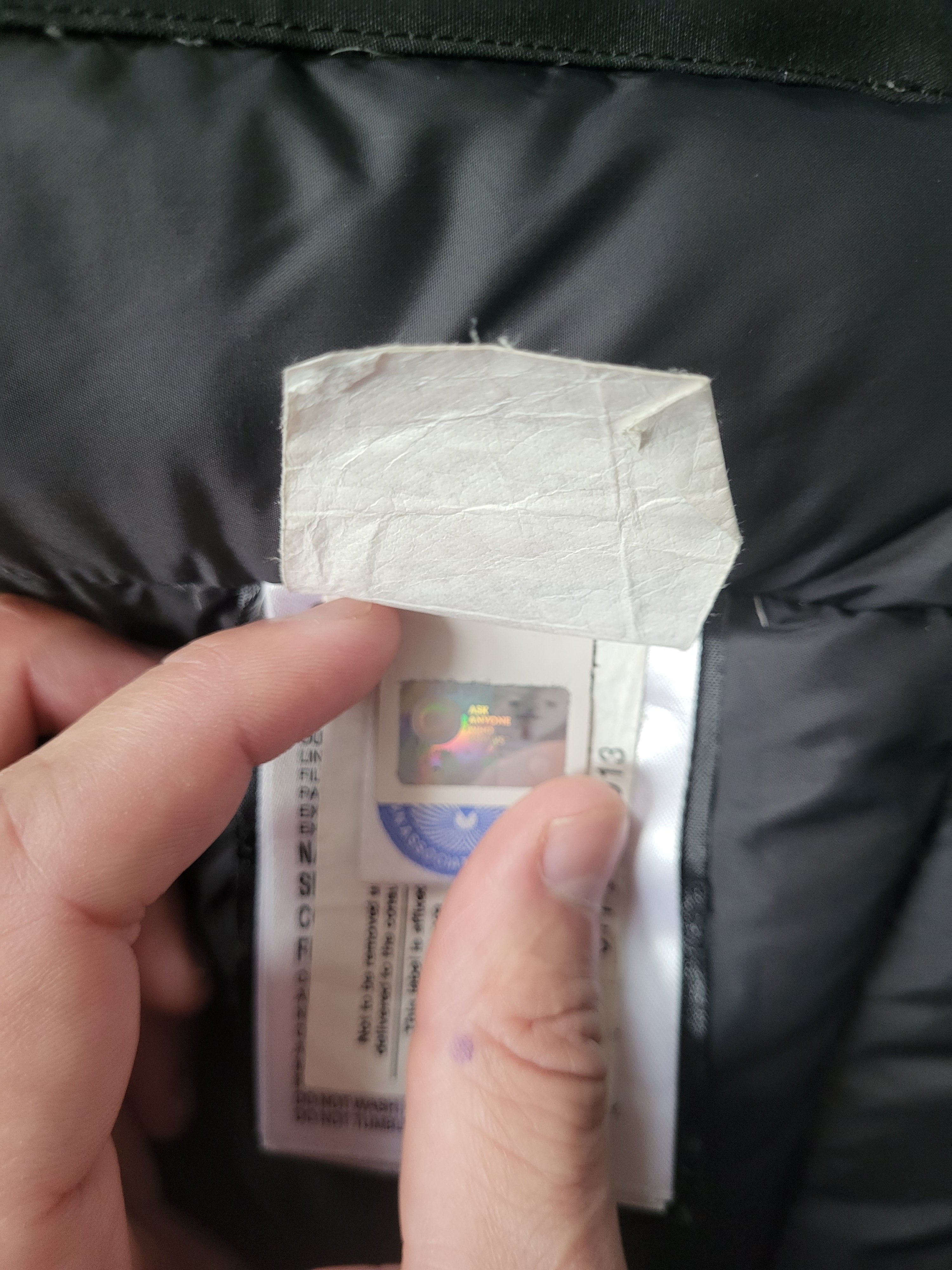 Parka Canada Goose Expedition Femme – Taille M – Noir – TEI 5 (-30°C) – Fourrure Coyote – Luxe