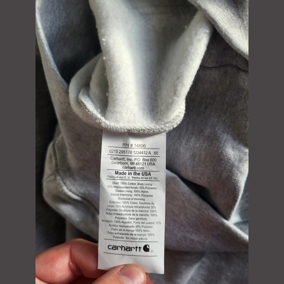 Sweat gris Carhartt taille L, étiquette visible, Fripes Sélect