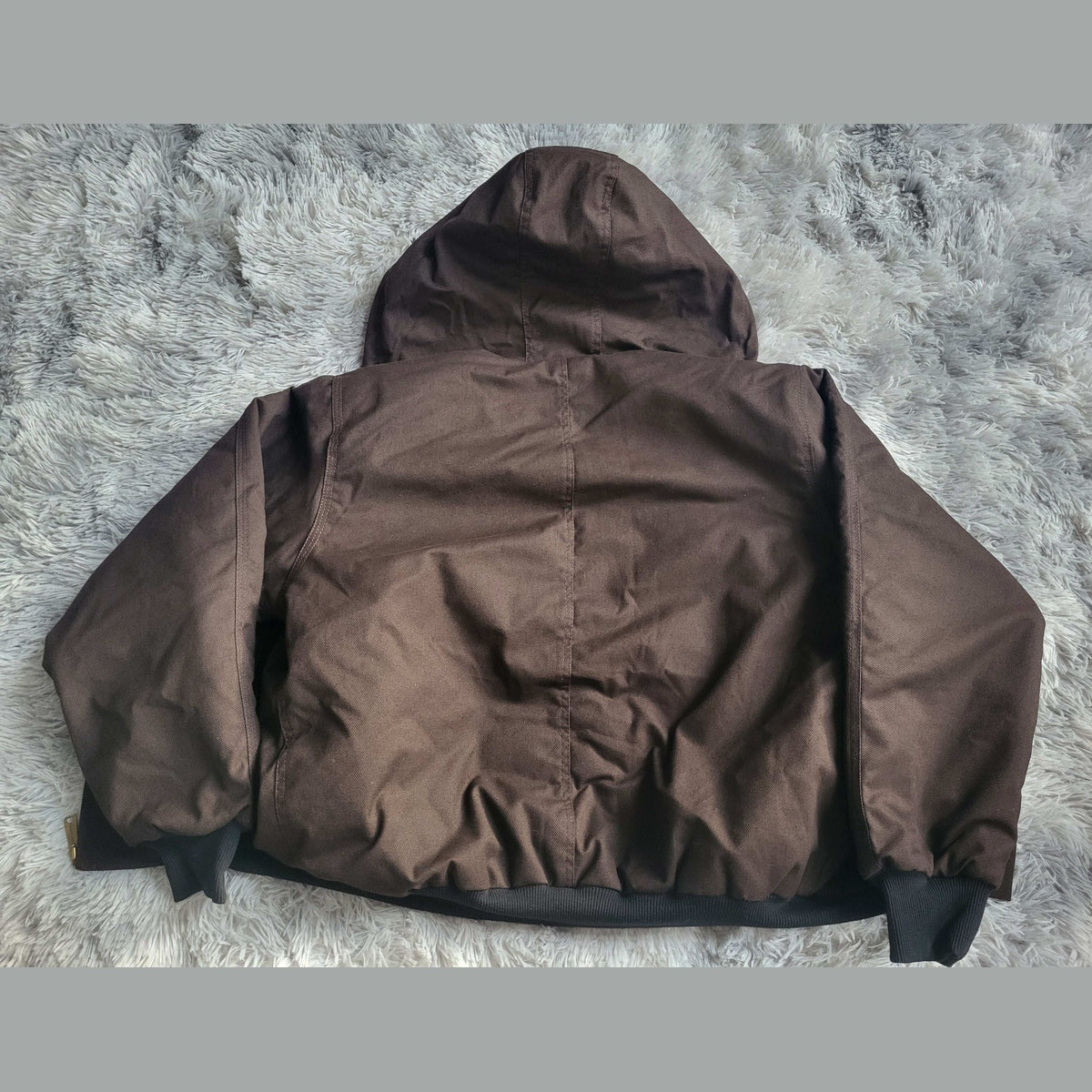 Veste Carhartt marron à capuche, taille XL, vue de dos. Fripes Sélect