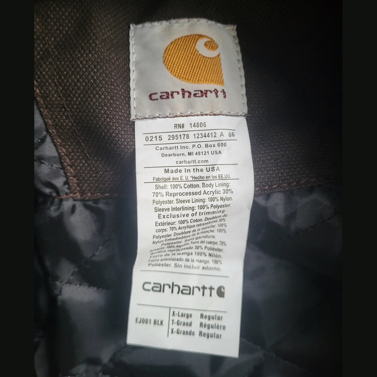 Veste Carhartt marron taille XL, étiquette visible. Fripes Sélect