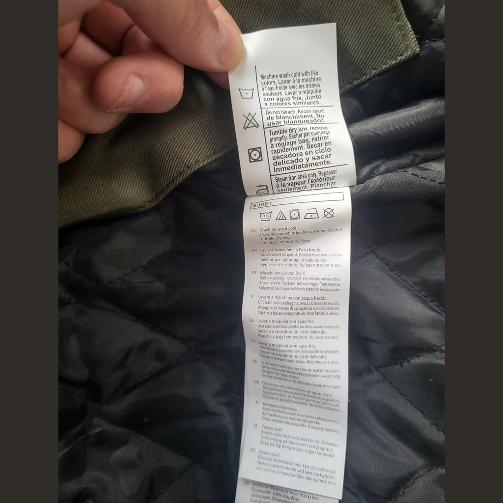Veste Carhartt kaki taille M, étiquette visible, Fripes Sélect