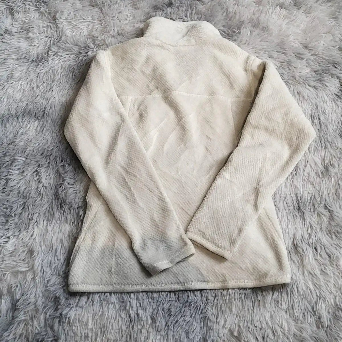 Veste polaire Patagonia blanche, taille S, manches longues. Fripes Sélect
