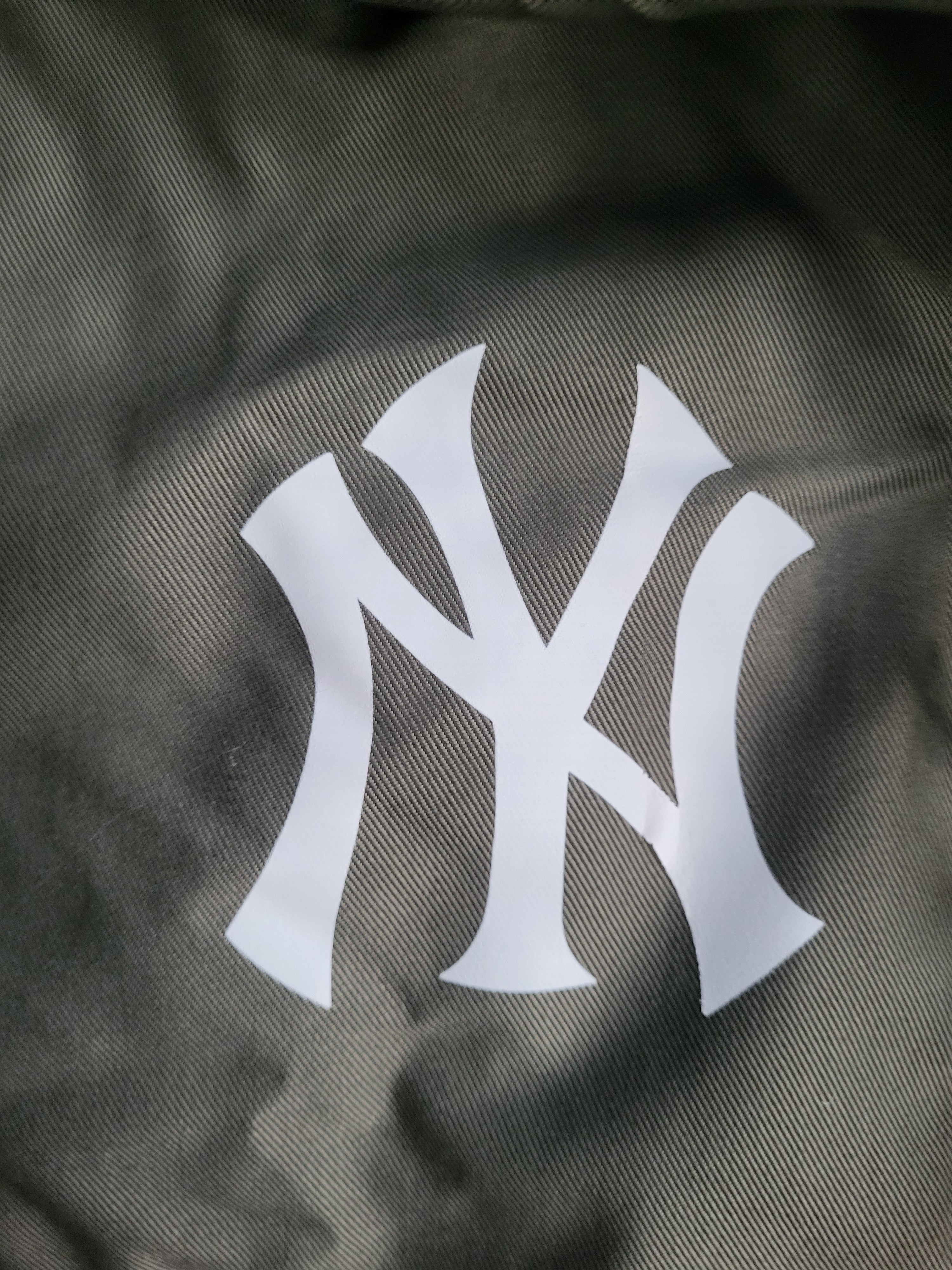 Veste Carhartt Active Jacket Rework Homme - NY Yankees Edition - Taille M - Pièce Neuve - Made in USA !