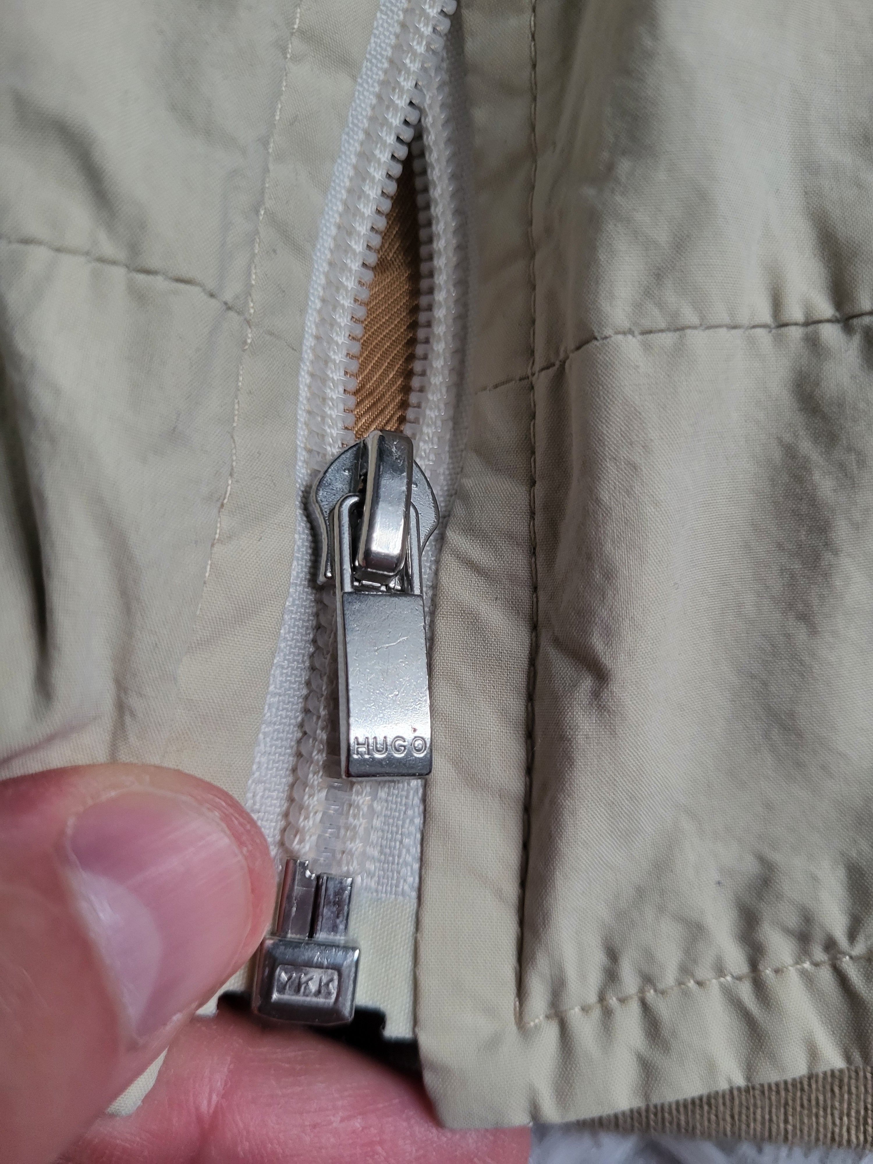 Blouson Harrington HUGO BOSS Vintage 2005 – Collection Metzingen – Beige – Taille XL