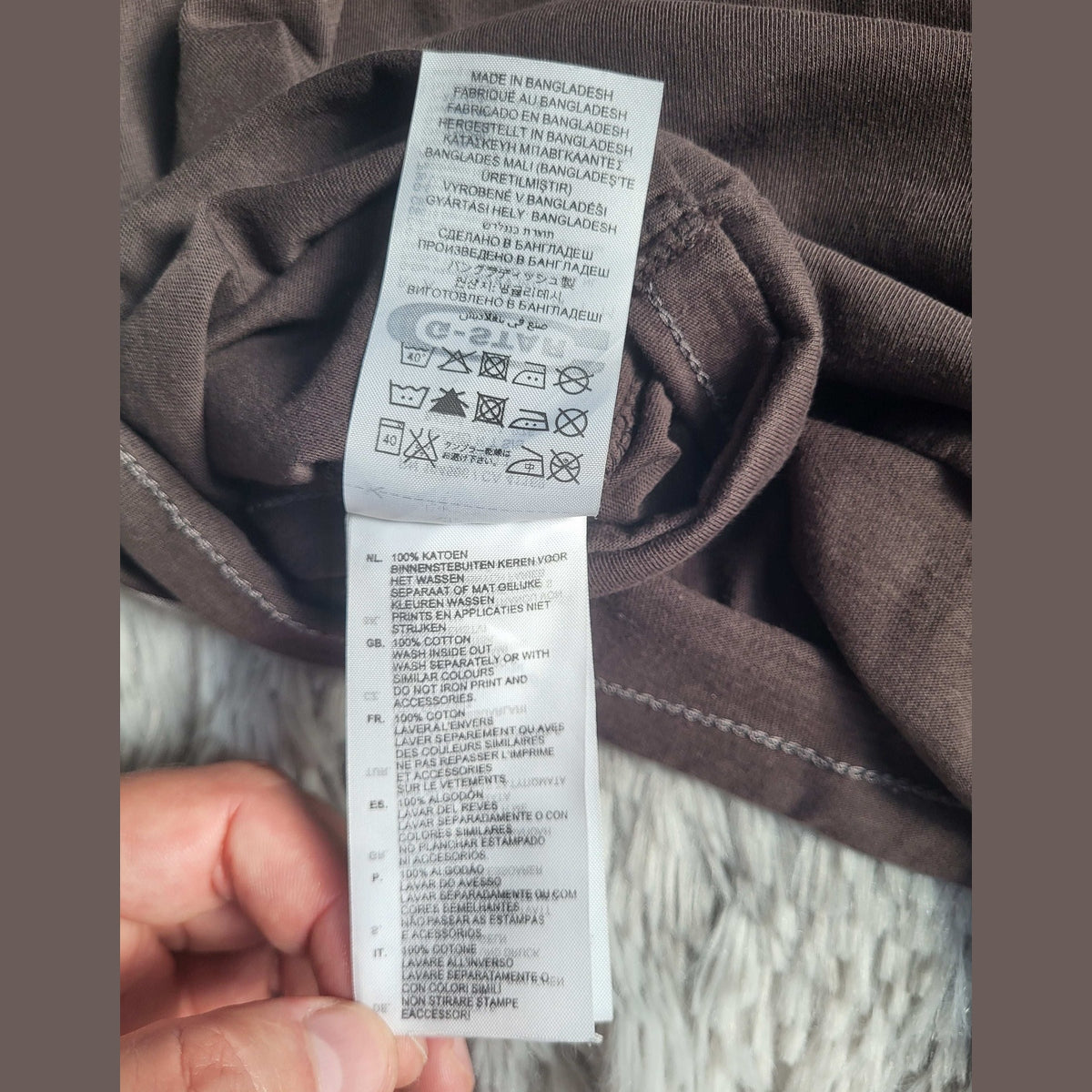 T-shirt marron, sans marque visible, taille G, étiquette matière coton, Fripes Sélect