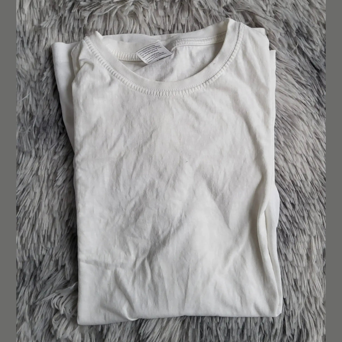 T-shirt blanc basique, taille M, sans marque visible, Fripes Sélect