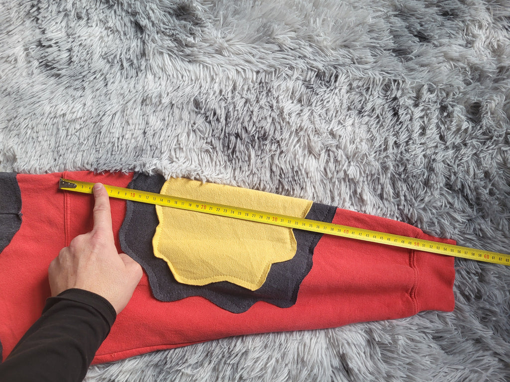 Sweat à capuche Stüssy Reworked Patchwork – Pièce Unique 1/1 – Rouge & Jaune – Taille L (Boxy Fit)