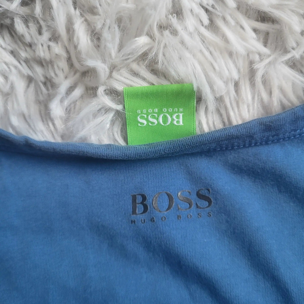 T-shirt bleu Hugo Boss, taille XL, logo visible. Fripes Sélect