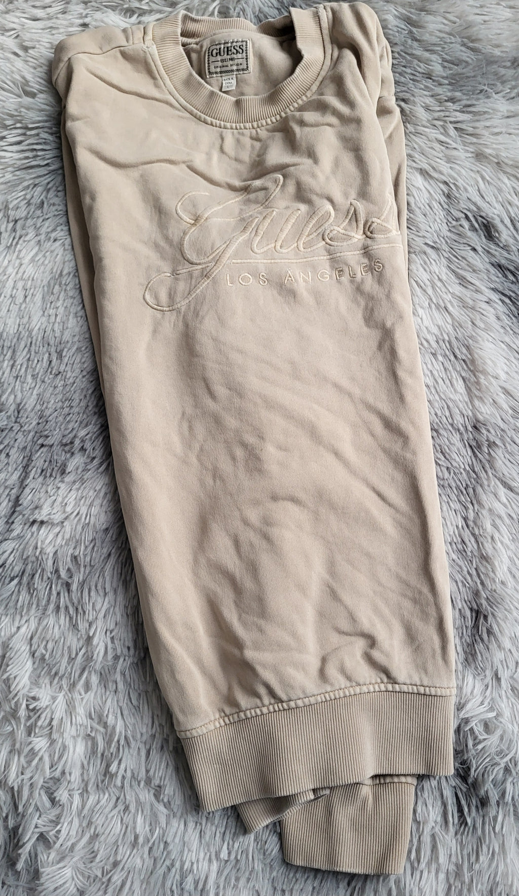 Sweat Guess Beige Sable – 100% Coton – Taille L – Style Distressed / Upcycling
