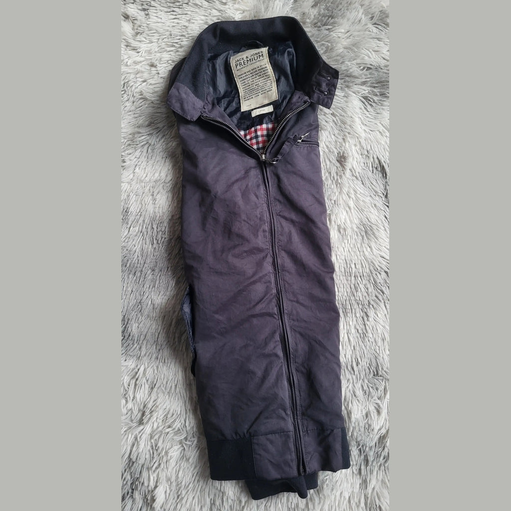 Veste Jack & Jones noir taille large, fermeture éclair. Fripes Sélect