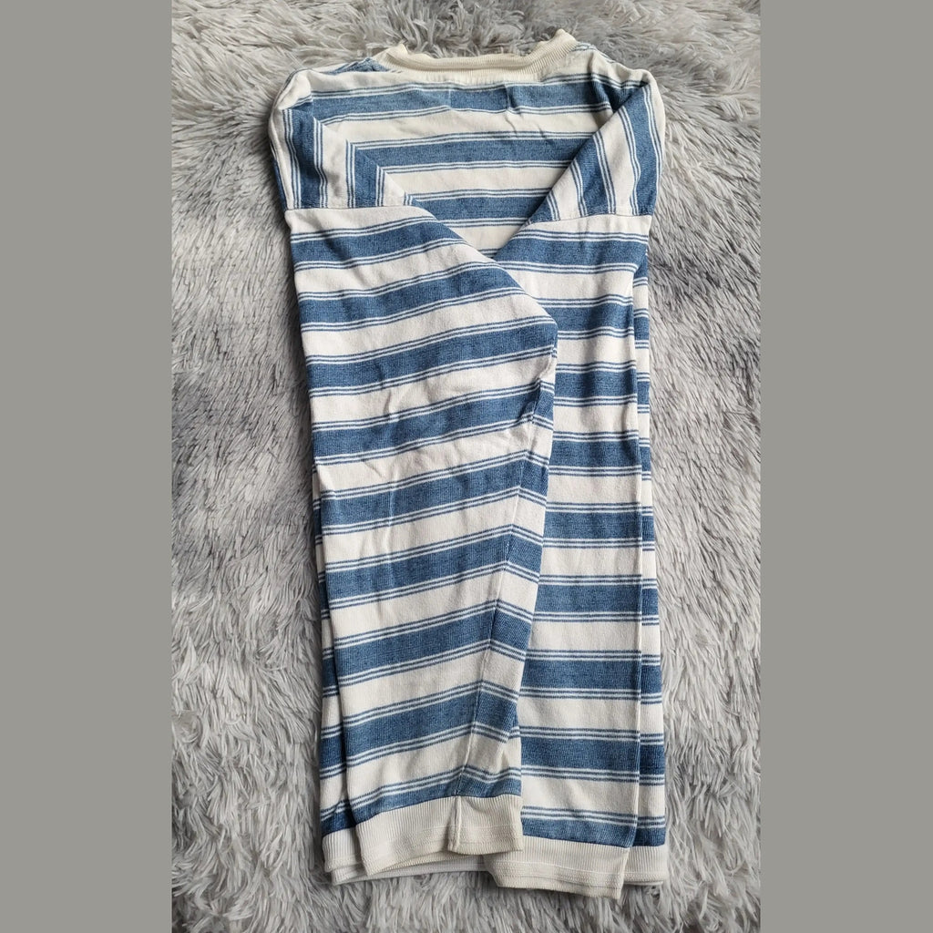 T-shirt à rayures bleues et blanches, marque non visible, taille non indiquée, Fripes Sélect