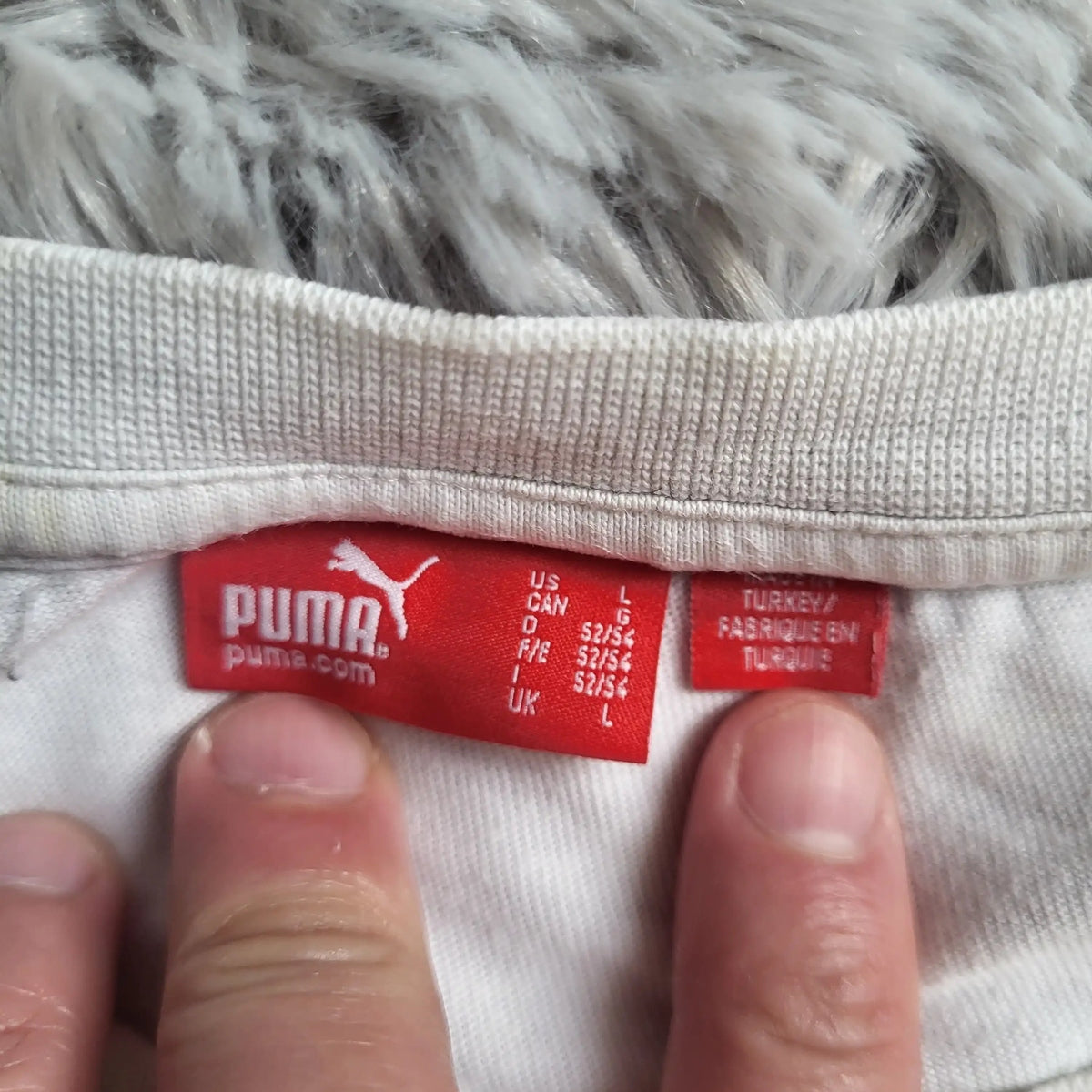 Sweatshirt blanc Puma taille L, étiquette visible, Fripes Sélect