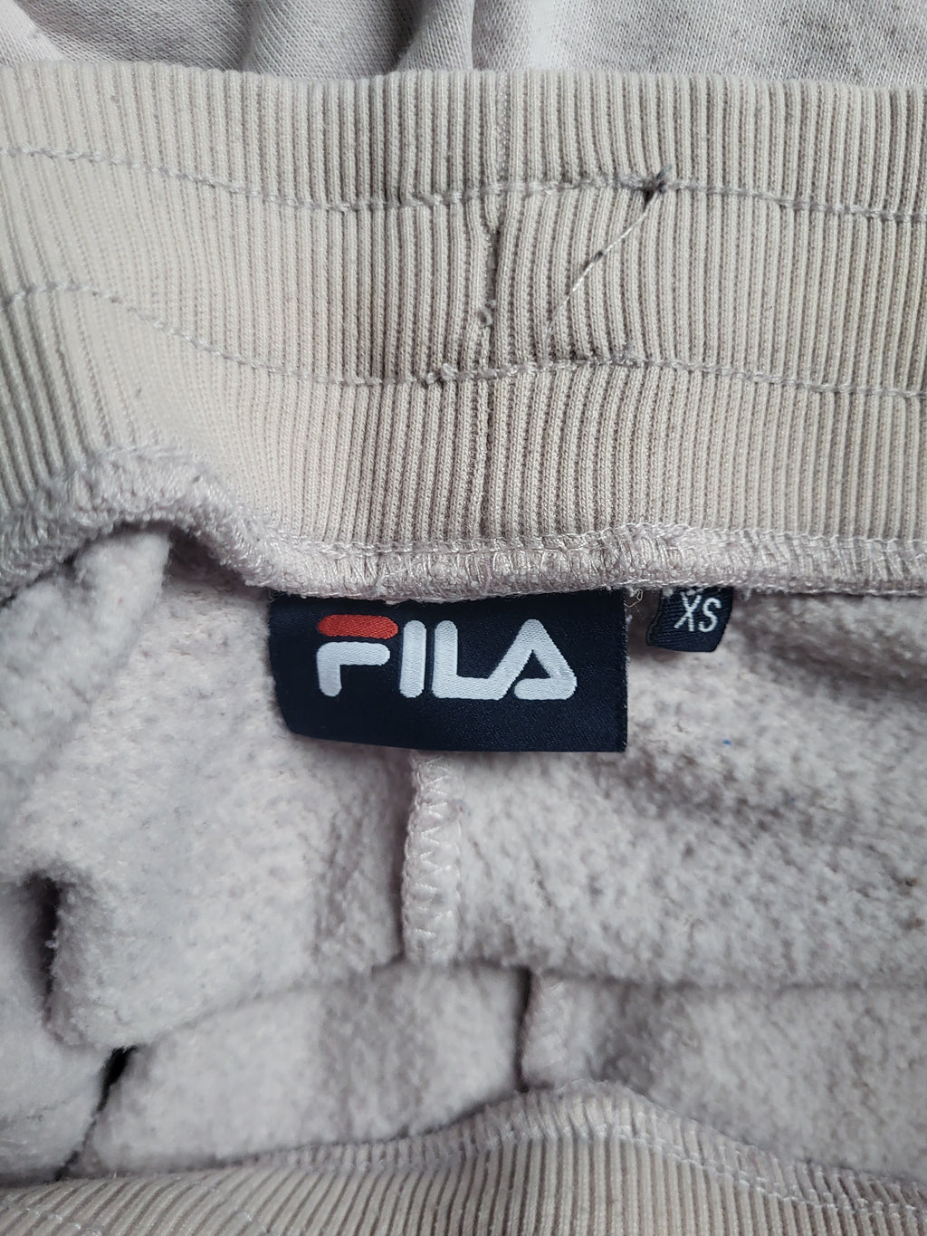 Pantalon de jogging Fila – Saumon Clair – Taille XS – Modèle Feeno Core Style