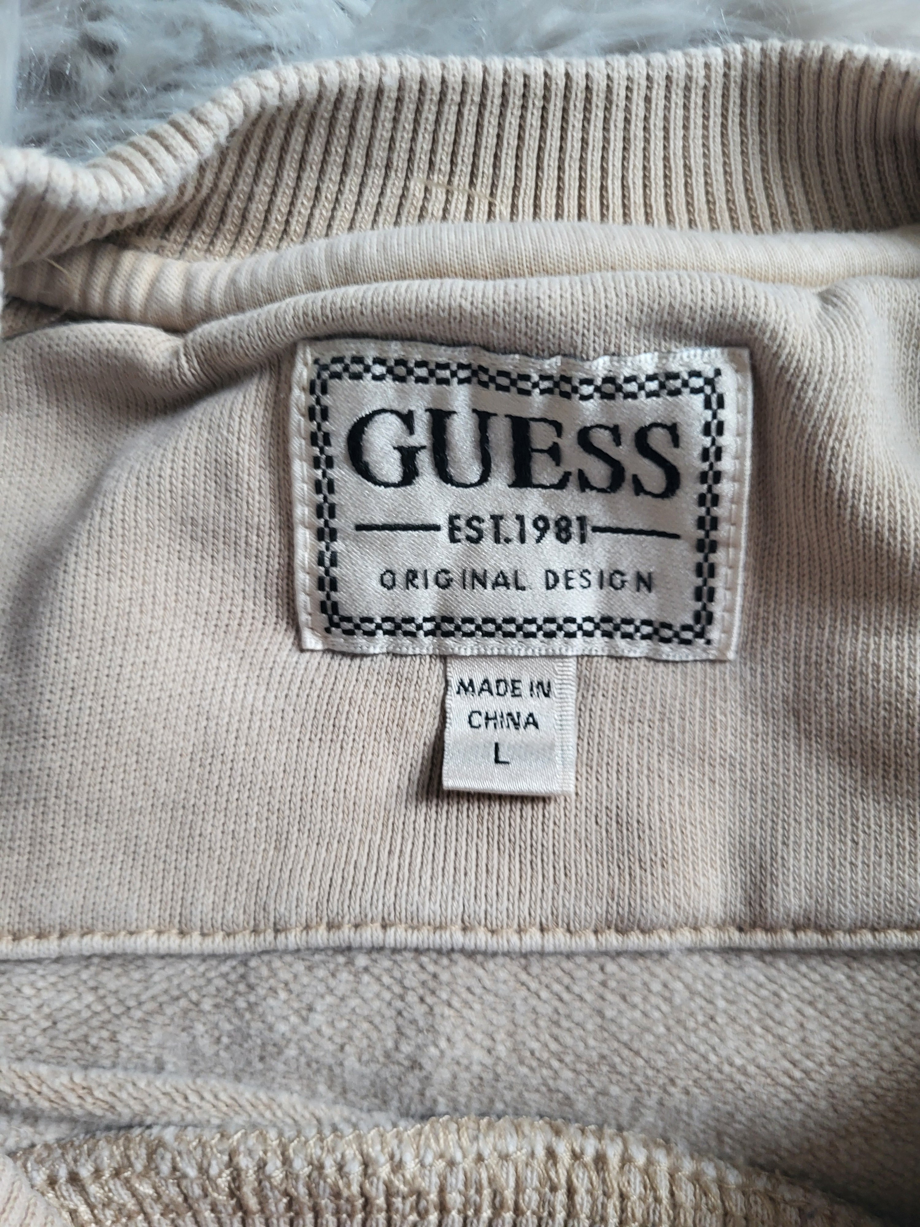 Sweat Guess Beige Sable – 100% Coton – Taille L – Style Distressed / Upcycling