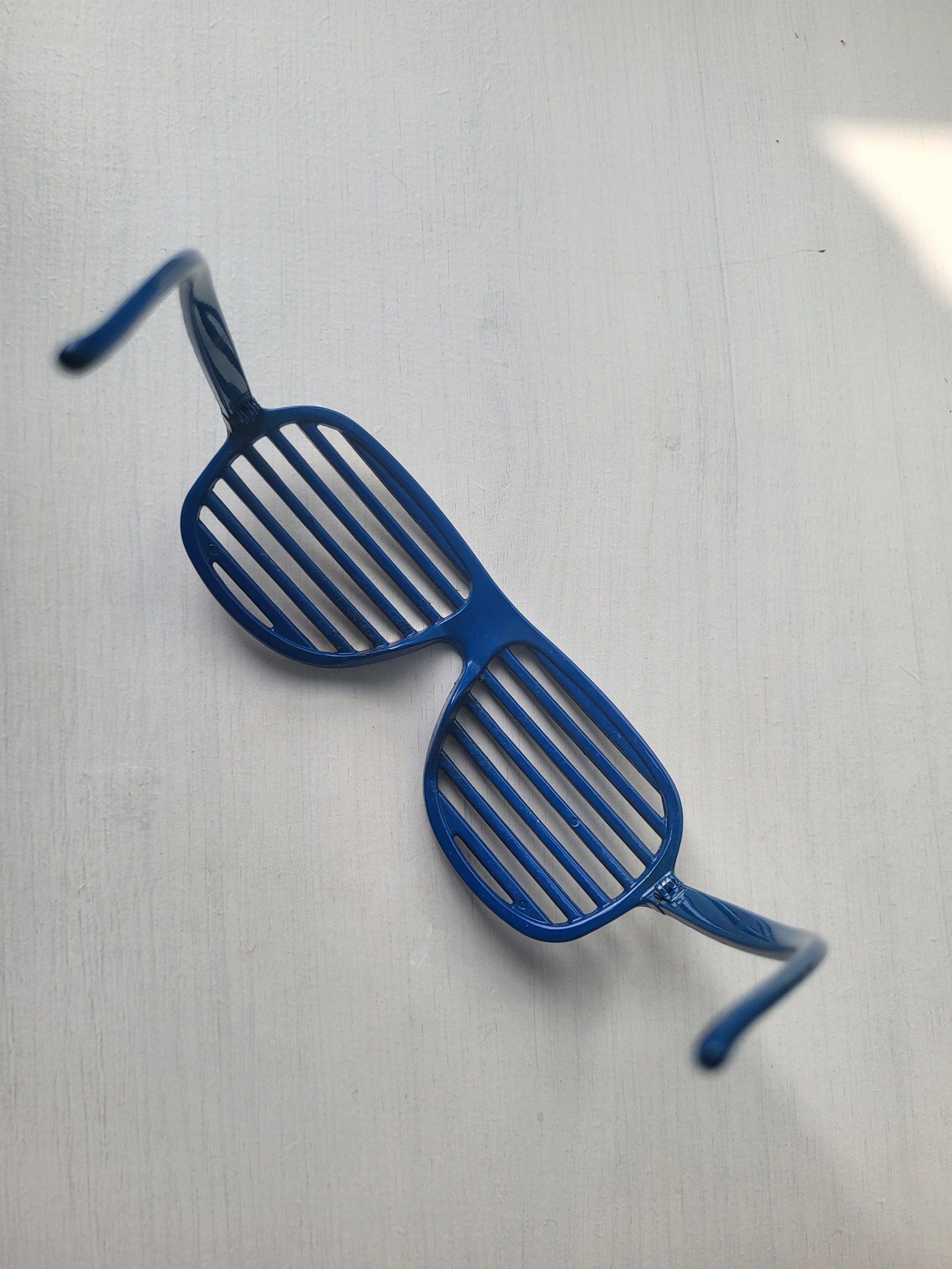 Lunettes Shutter Shades Bleues Strass Bling Bling – Vintage Festival Y2K