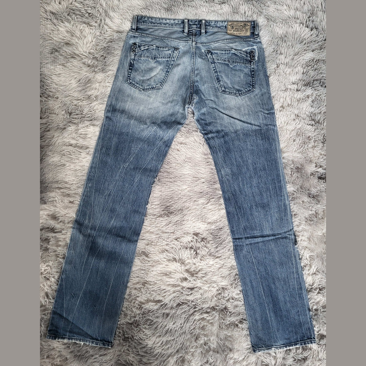 Jean Diesel Mennit Vintage – W34 L34 – Regular Straight – Denim Premium – État Nickel