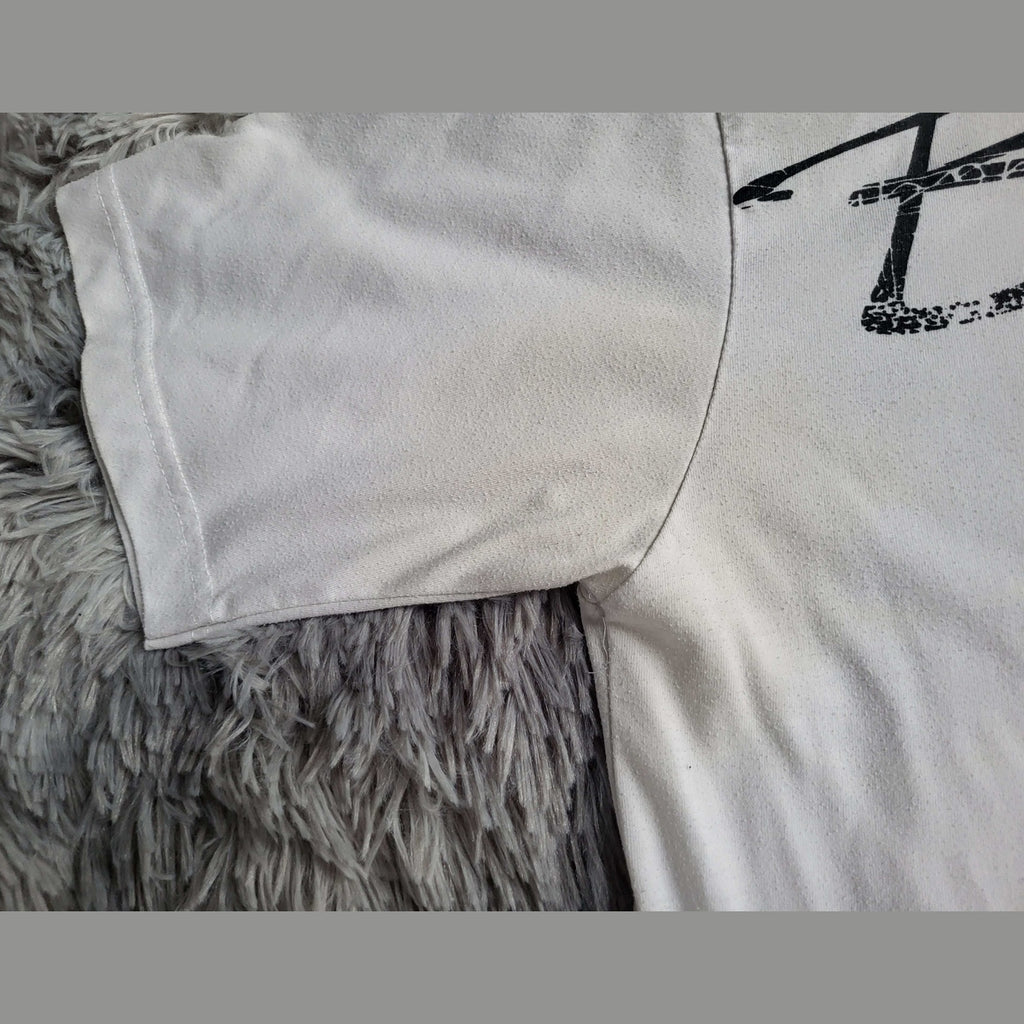 T-shirt blanc, marque non visible, taille non indiquée, Fripes Sélect