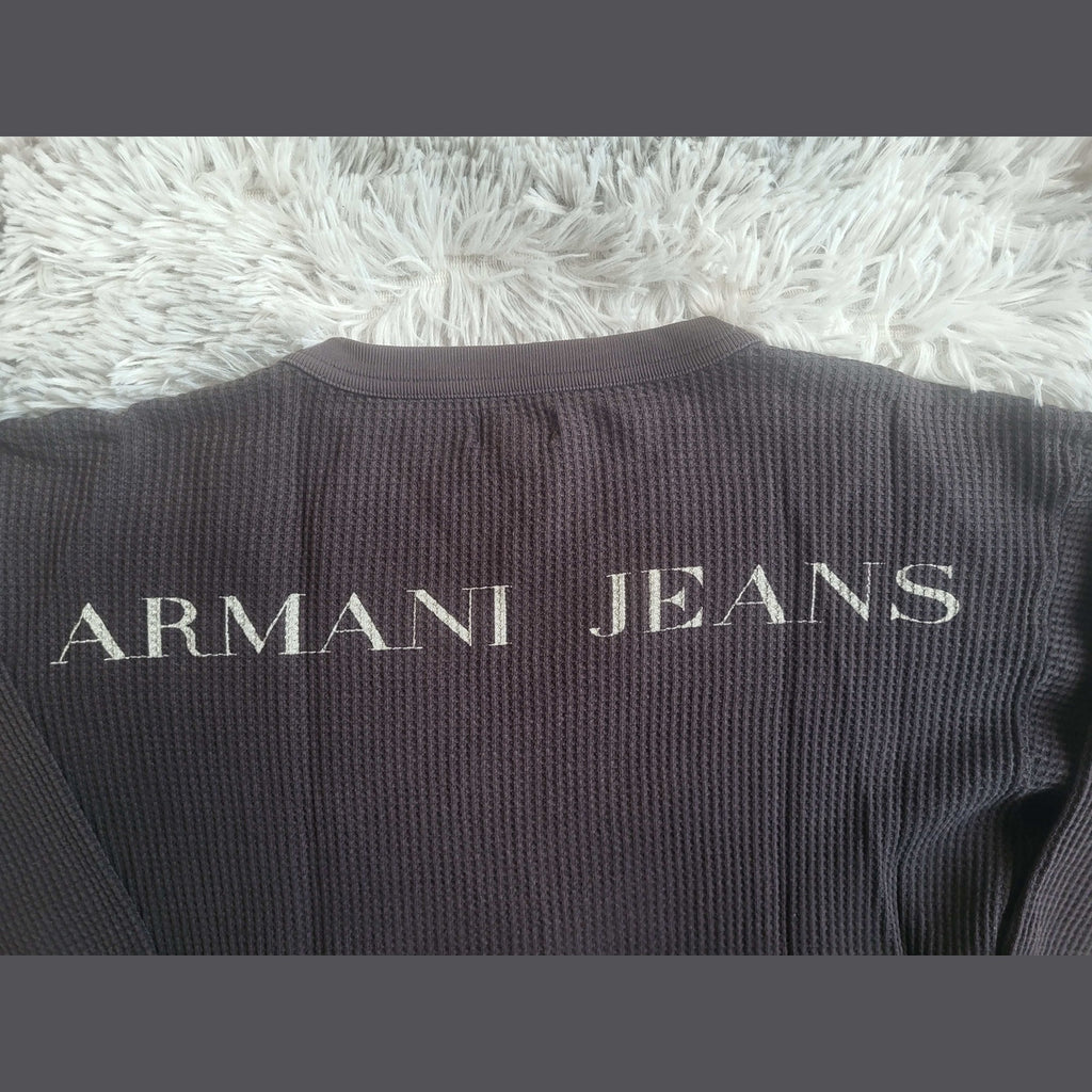 Sweat-shirt noir Armani Jeans, logo visible, taille non indiquée, Fripes Sélect
