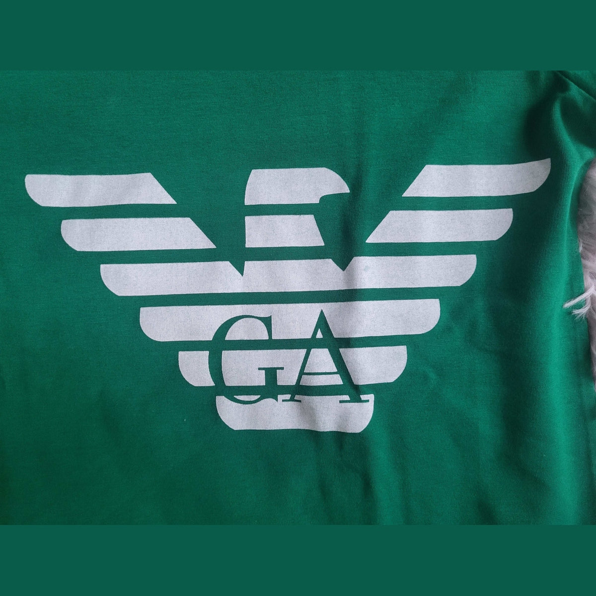 T-shirt vert Emporio Armani, logo blanc, taille non indiquée, Fripes Sélect