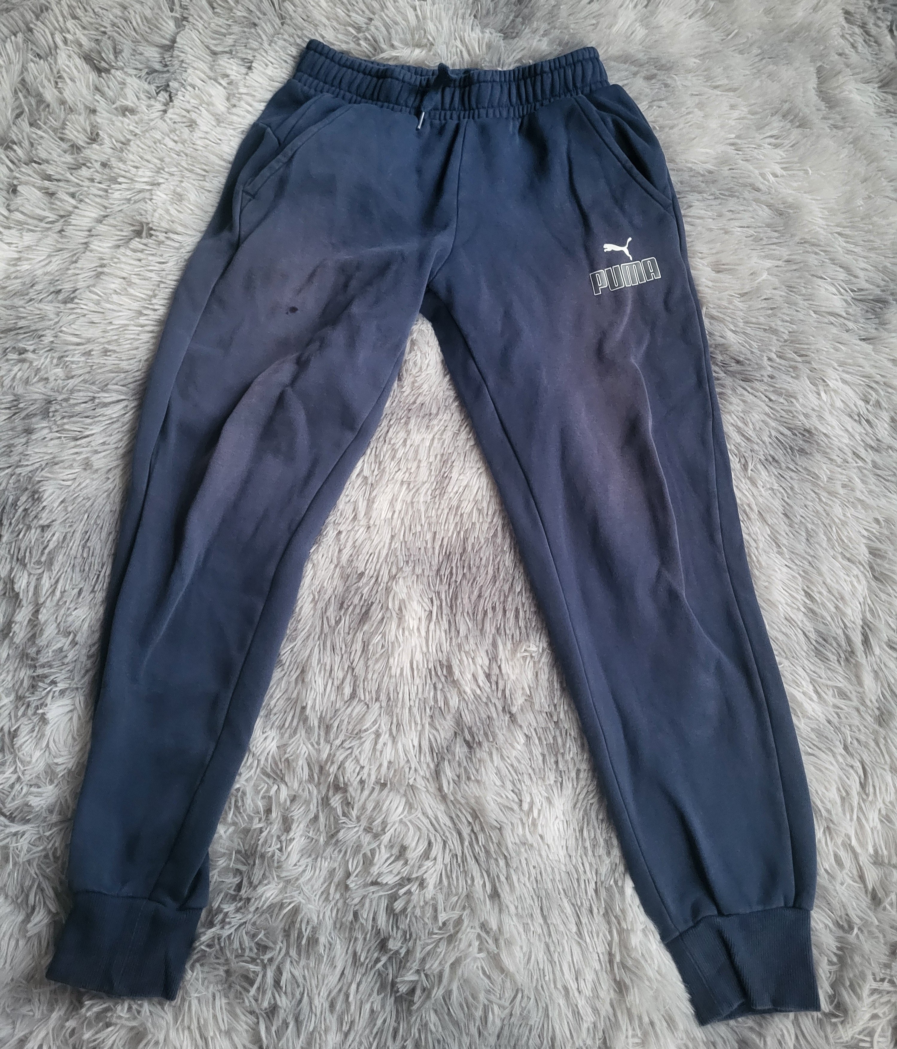 Pantalon de jogging Puma bleu marine – Taille S – Logo floqué