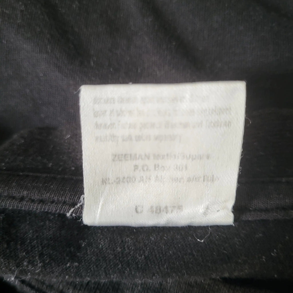 T-shirt noir, marque Zeeman, taille C 48/50, Fripes Sélect