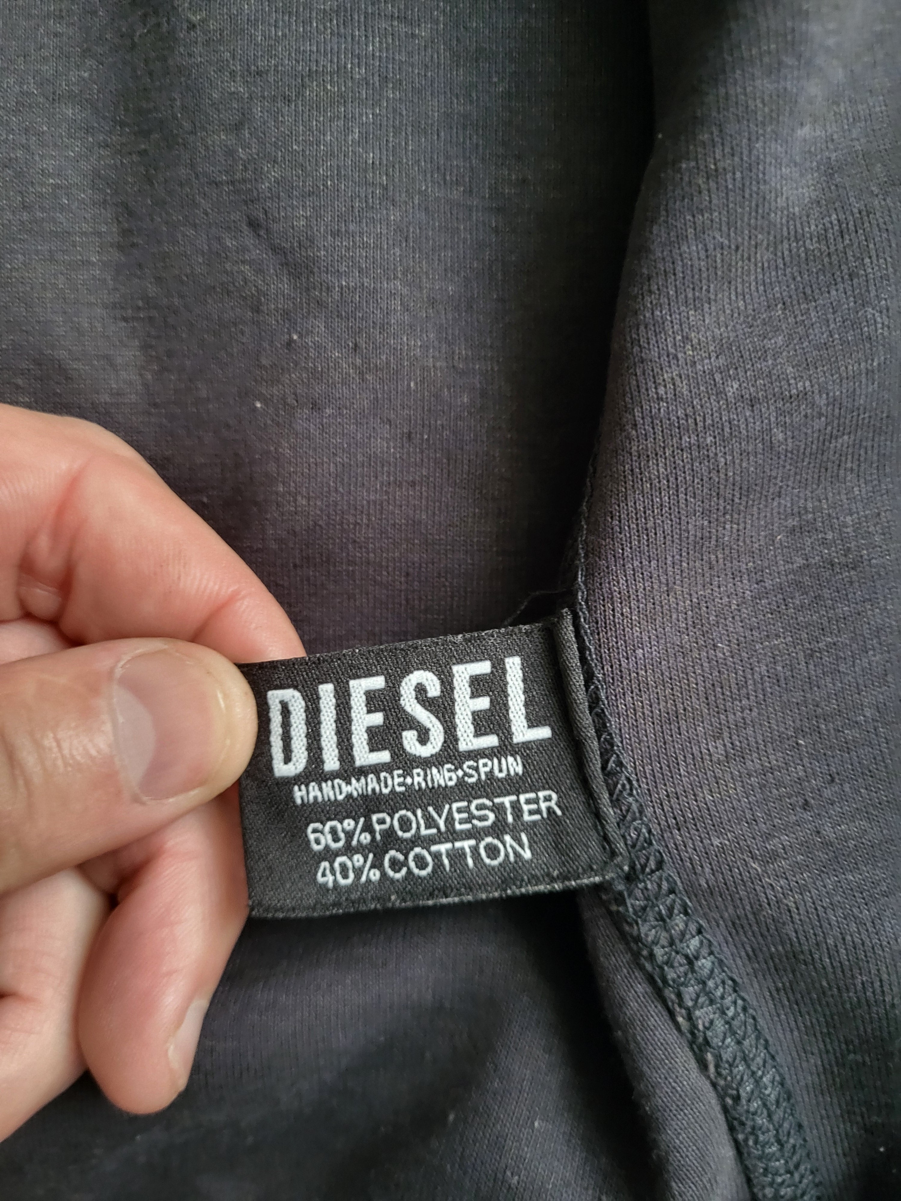 Sweat à capuche zippé Diesel Larse – Gris Foncé – Taille L – Logo embossé
