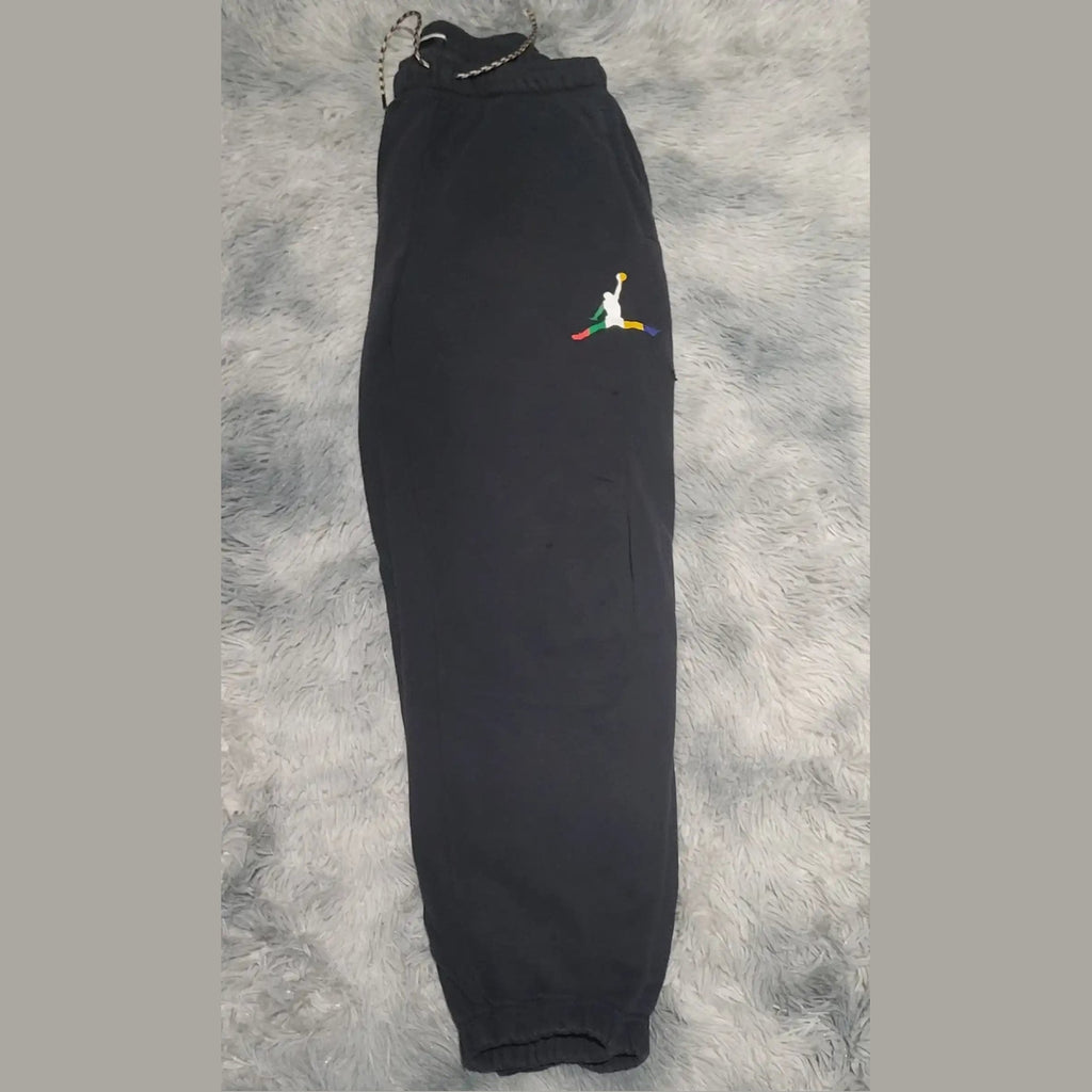 Pantalon de Training Nike Jordan Noir – Logo Floqué – Taille S – Style Distressed Streetwear