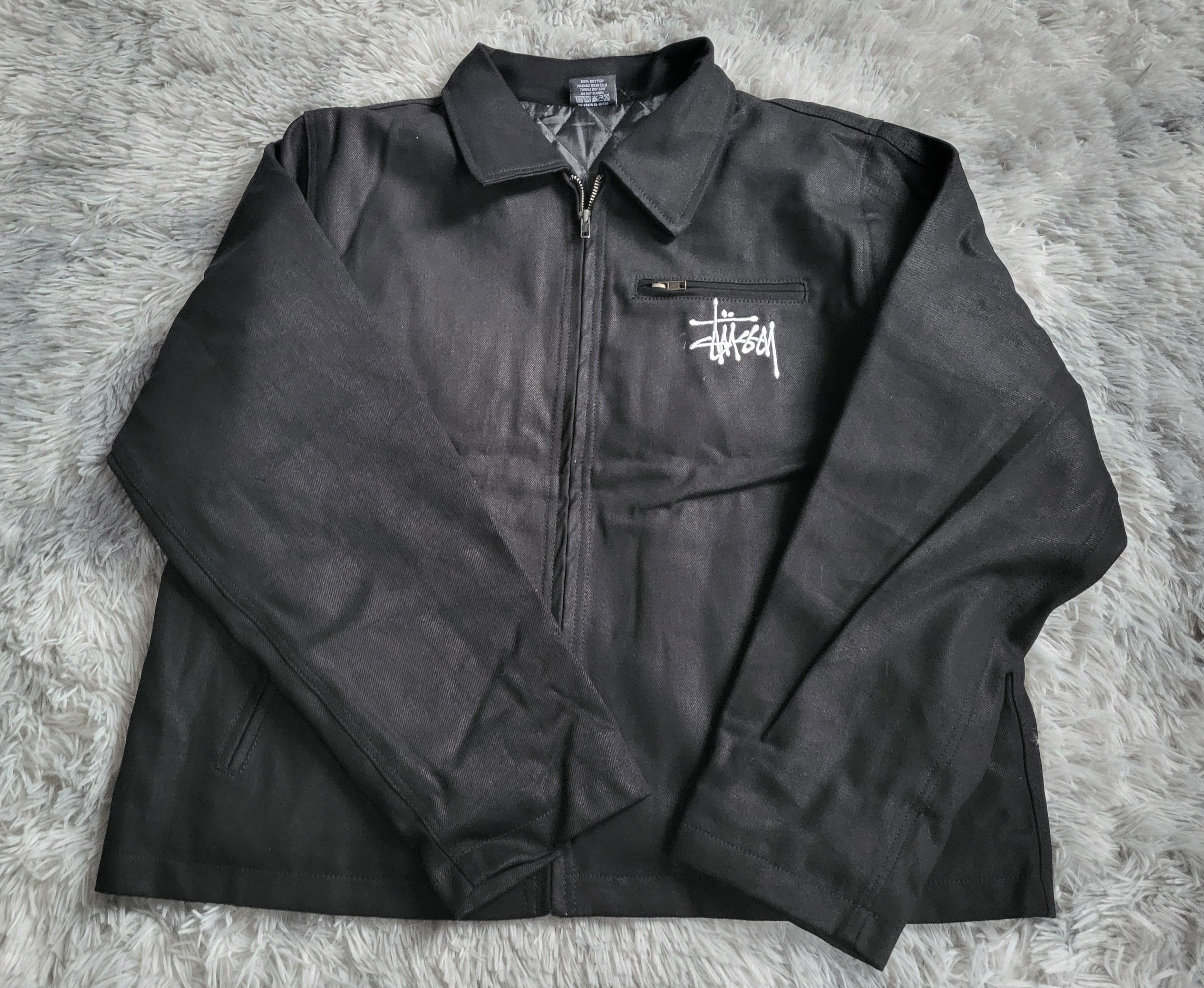 Veste Stüssy Canvas Shop Jacket Noire - Double Logo Brodé (Avant & Dos)Homme  - Style 118481 - Taille L - Neuf