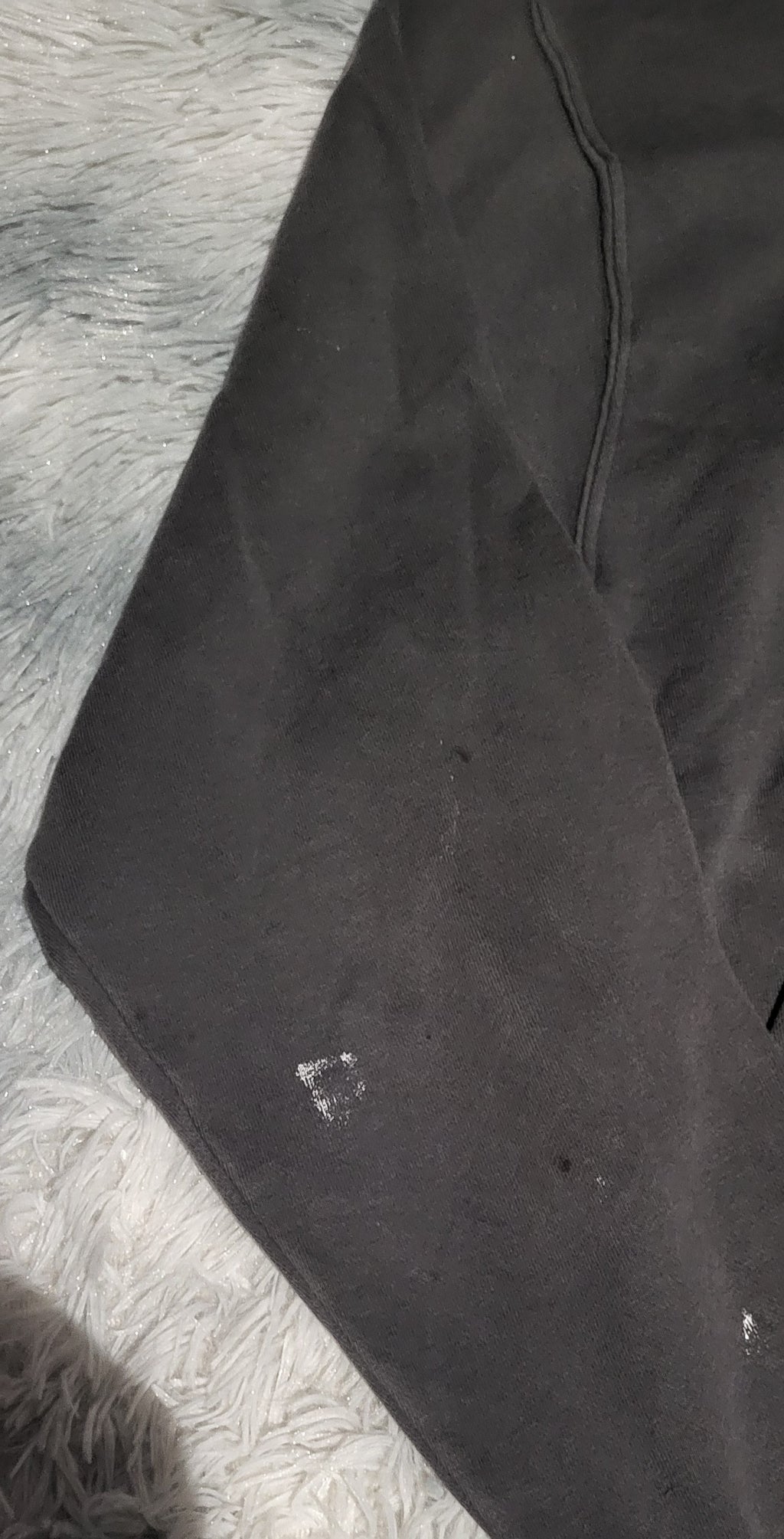 Sweat à Capuche Nike Noir – Style Workwear Distressed – Taille L – Idéal Upcycling / Grunge