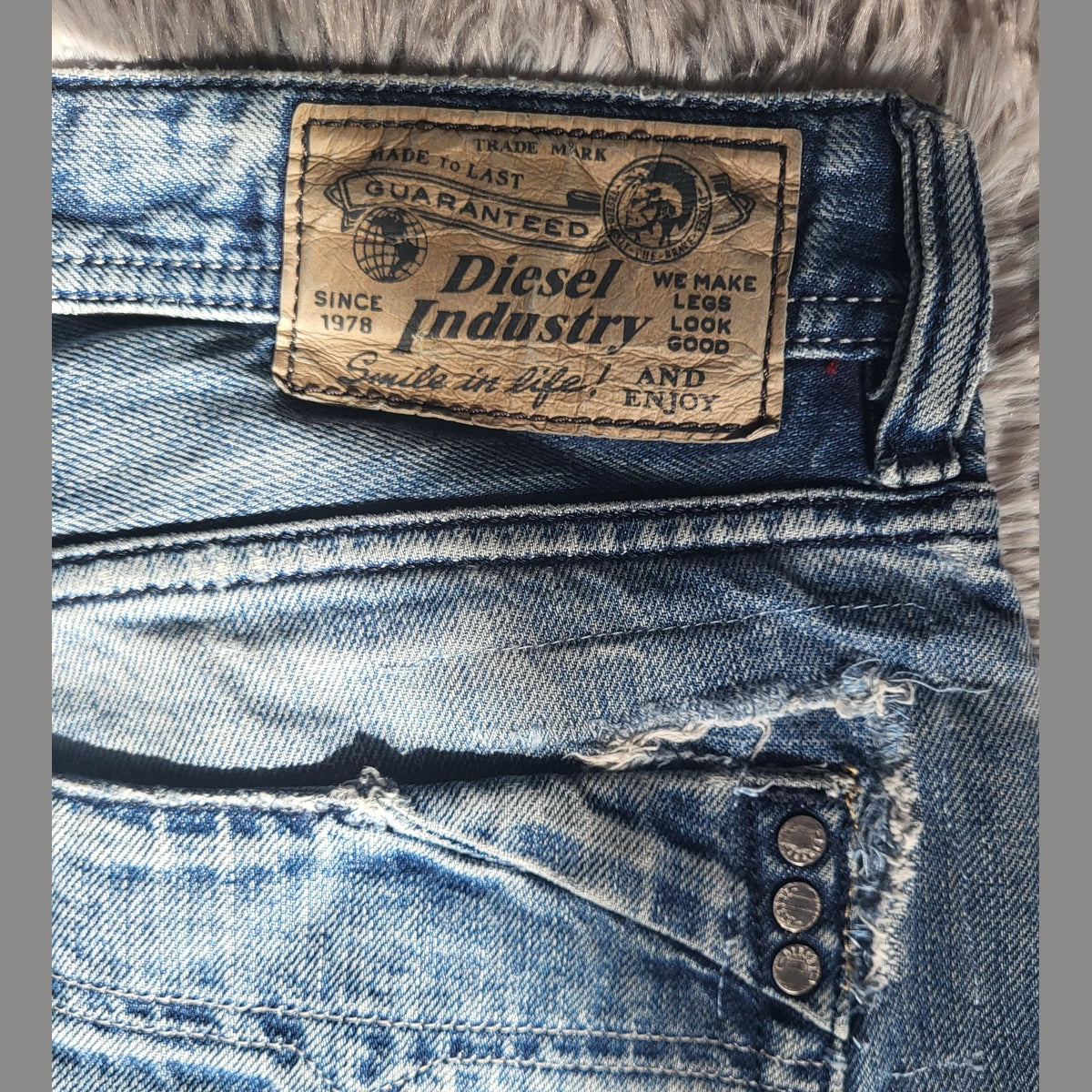 Jean Diesel Mennit Vintage – W34 L34 – Regular Straight – Denim Premium – État Nickel