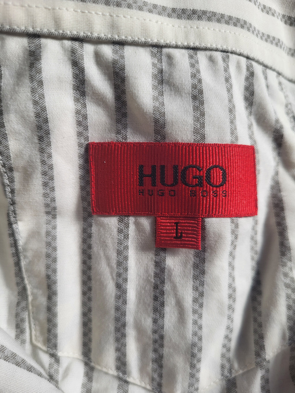 Chemisette HUGO Hugo Boss Slim Fit - Rayures Grises & Écru - Taille L - Archive Étiquette Rouge