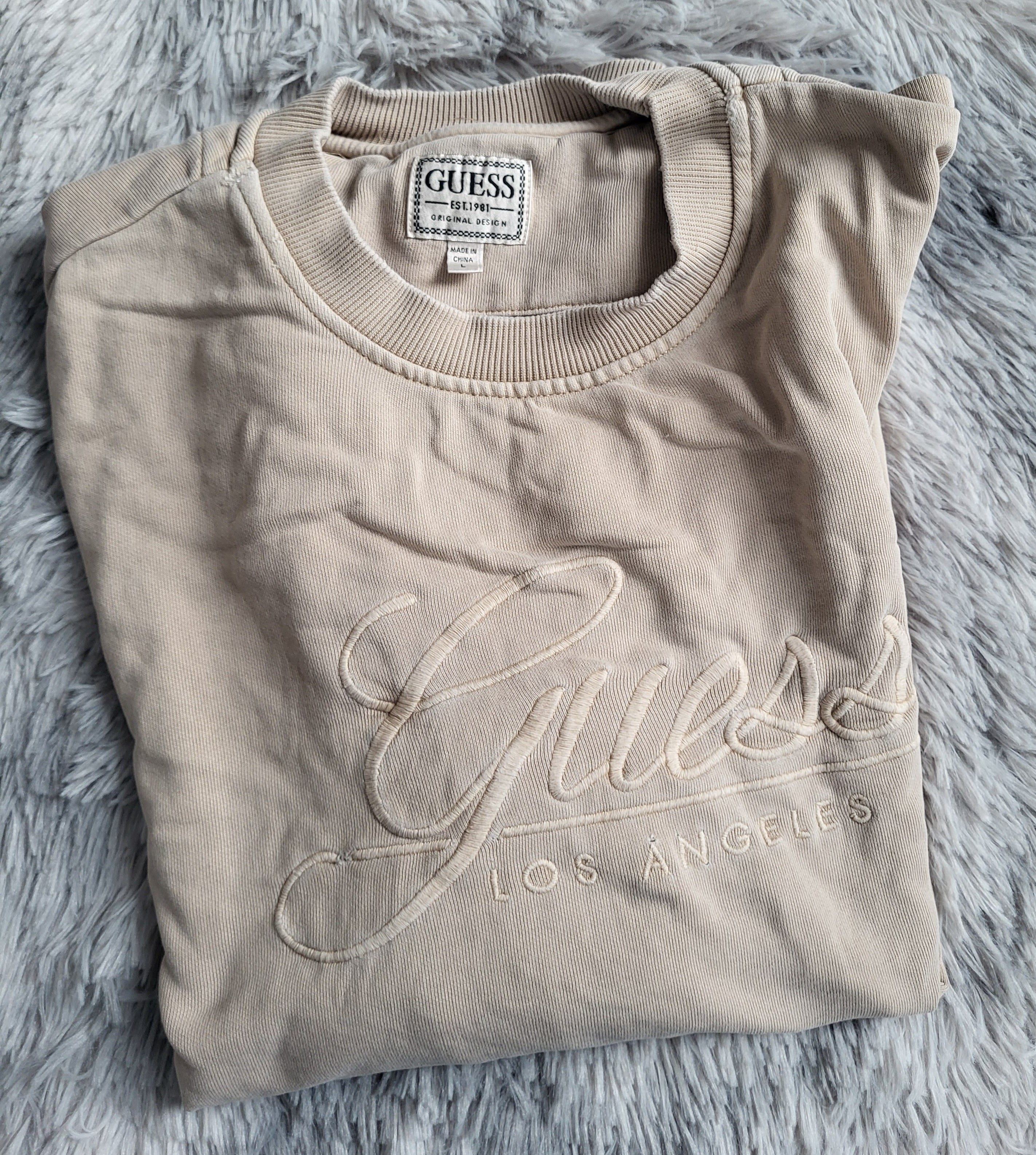 Sweat Guess Beige Sable – 100% Coton – Taille L – Style Distressed / Upcycling
