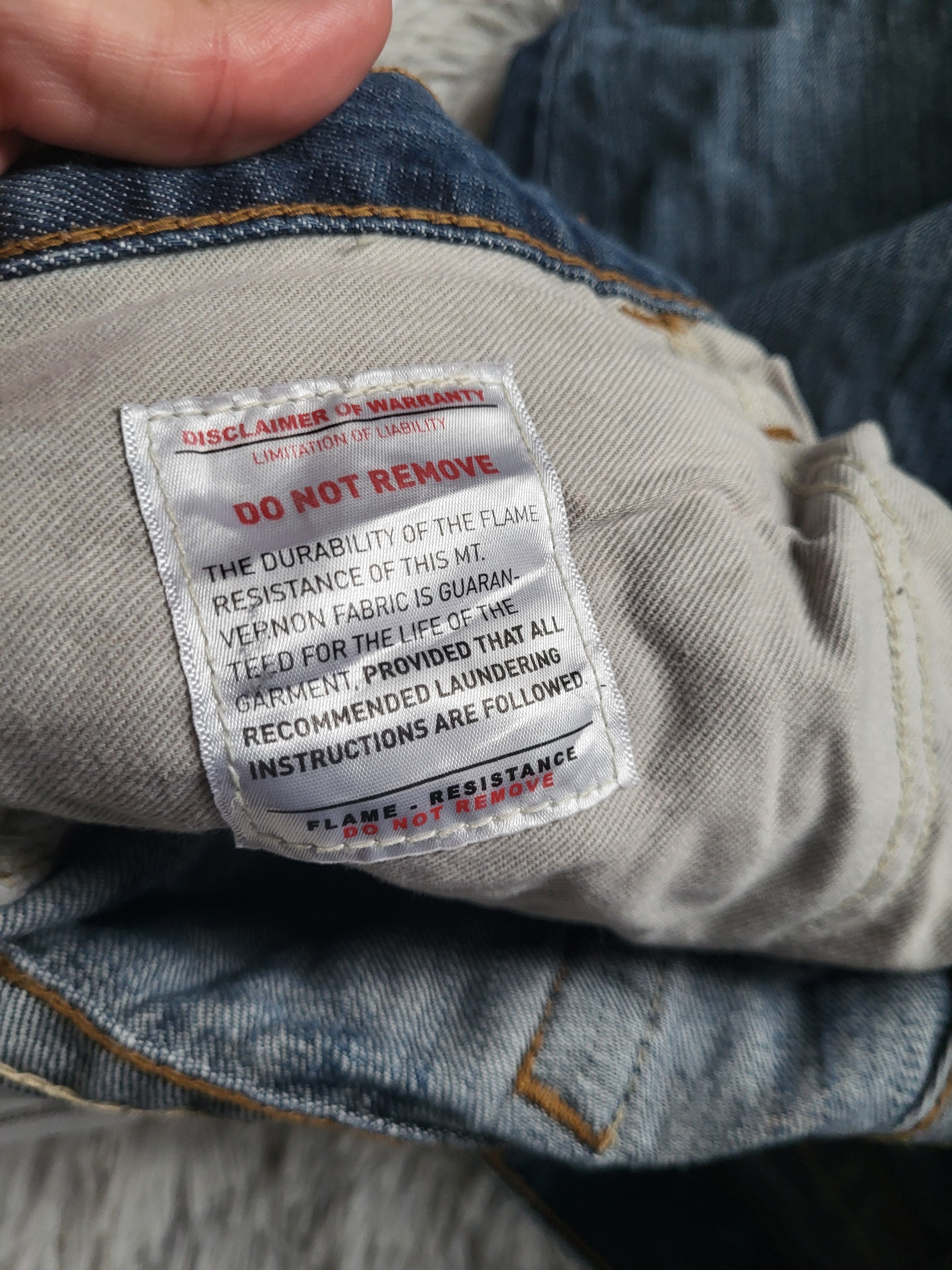 Short en jean Ariat Work FR M3 Loose – Résistant aux flammes – Taille 32 (M)