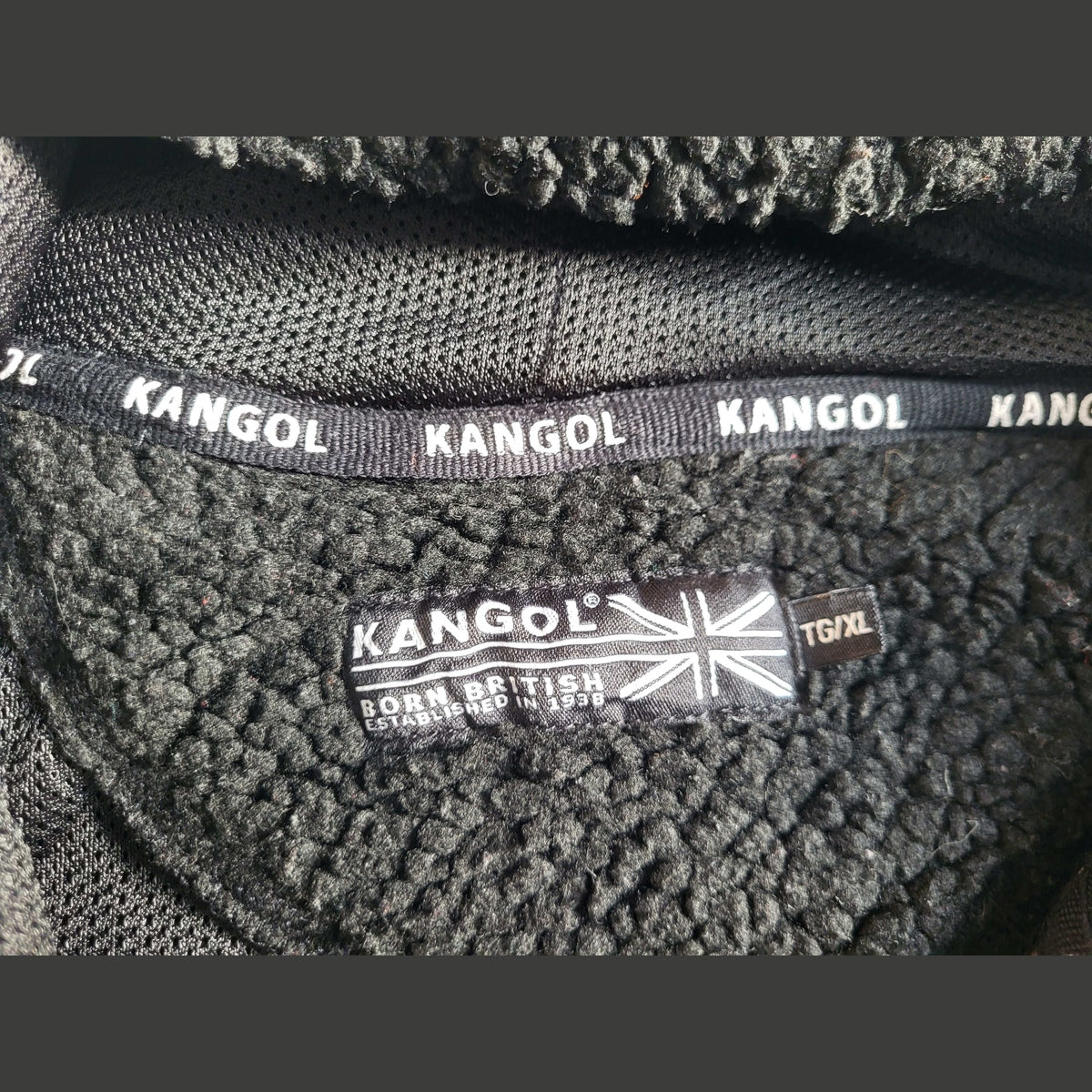 Veste polaire Kangol noire, taille XL. Fripes Sélect