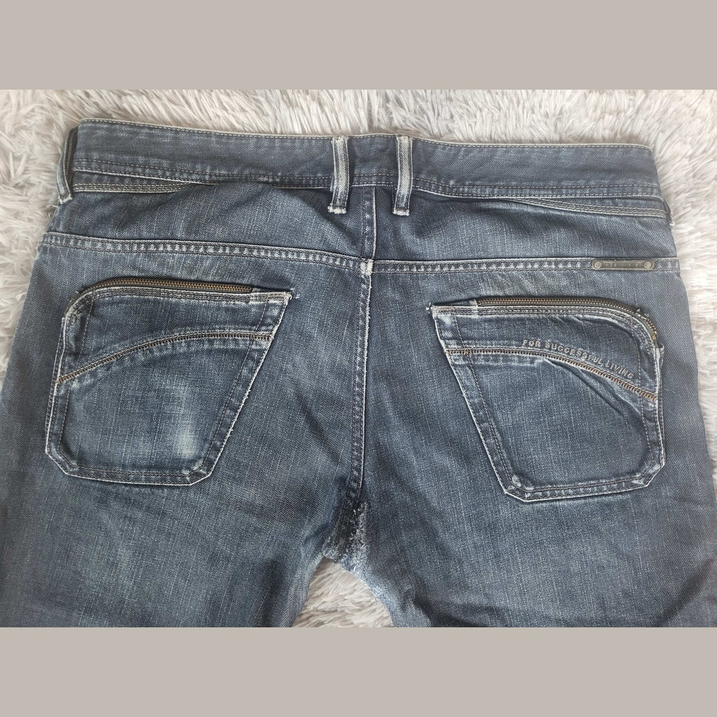 Jean bleu Diesel, inscription For Successful Living, taille non visible, Fripes Sélect