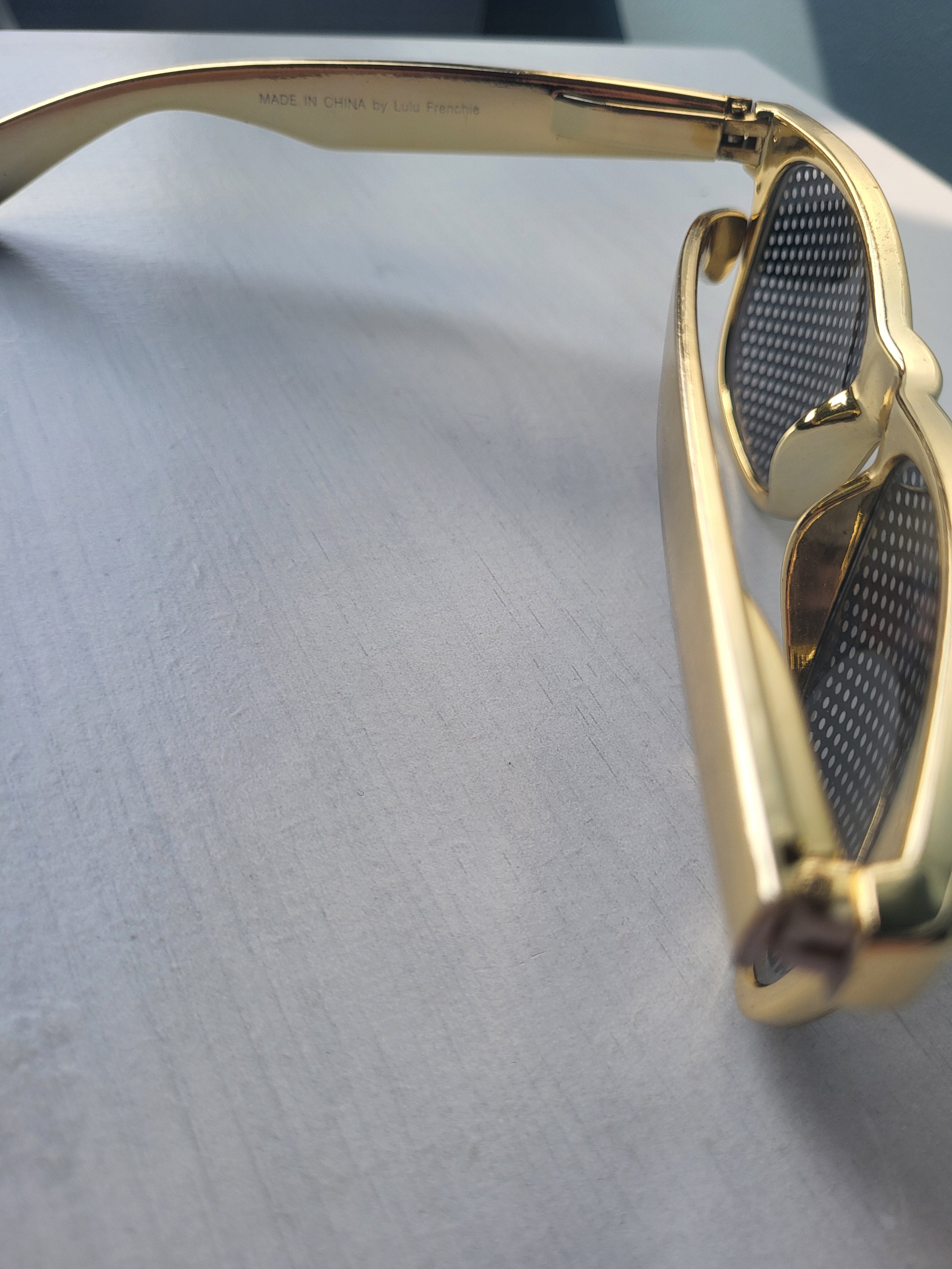 Lunettes Collector Tomorrowland x Lulu Frenchie – Édition Dorée – État Exceptionnel