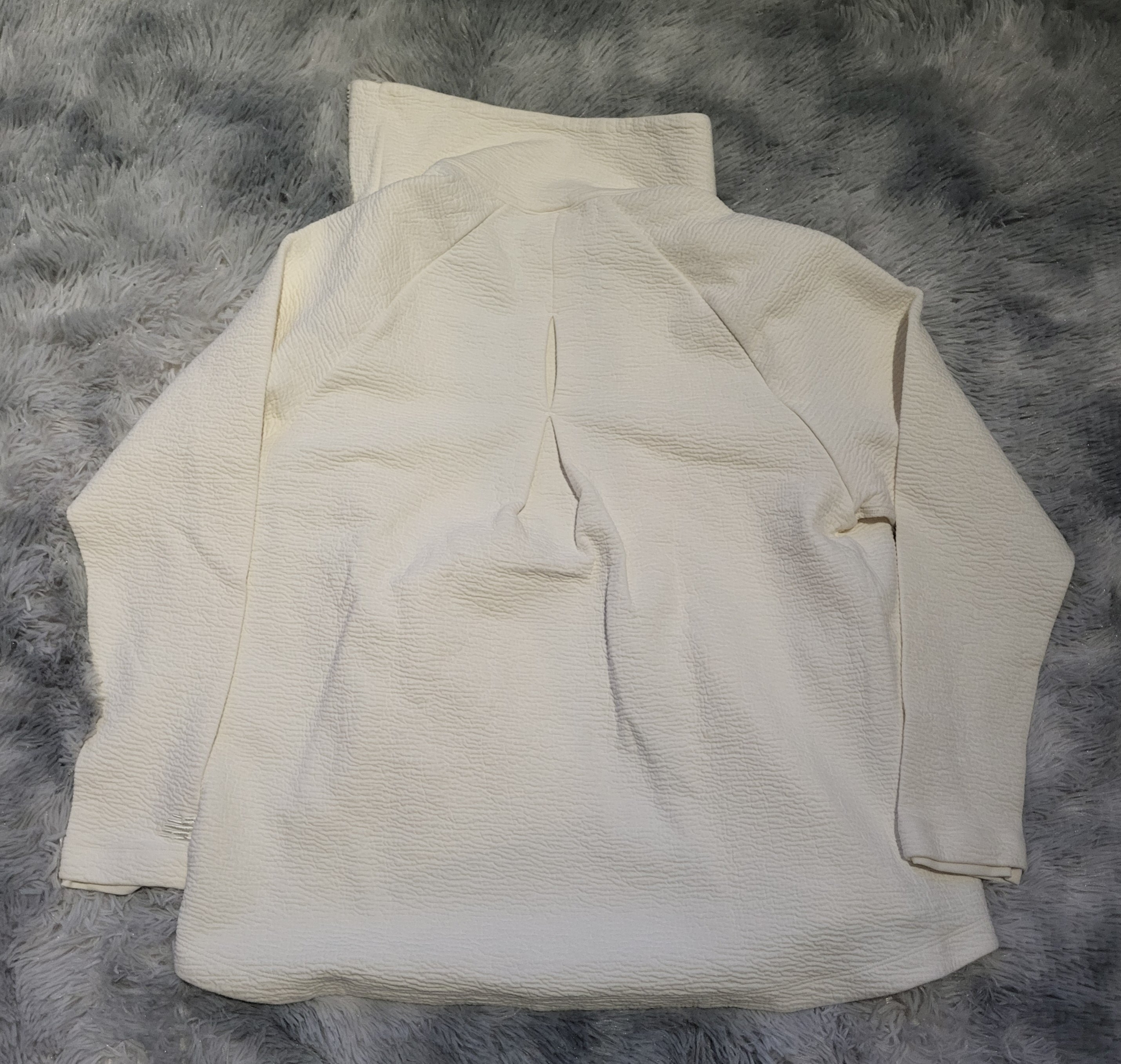 Veste d'entraînement New Balance Femme - Blanc - Taille L - Coupe Relaxed Fit - État impeccable