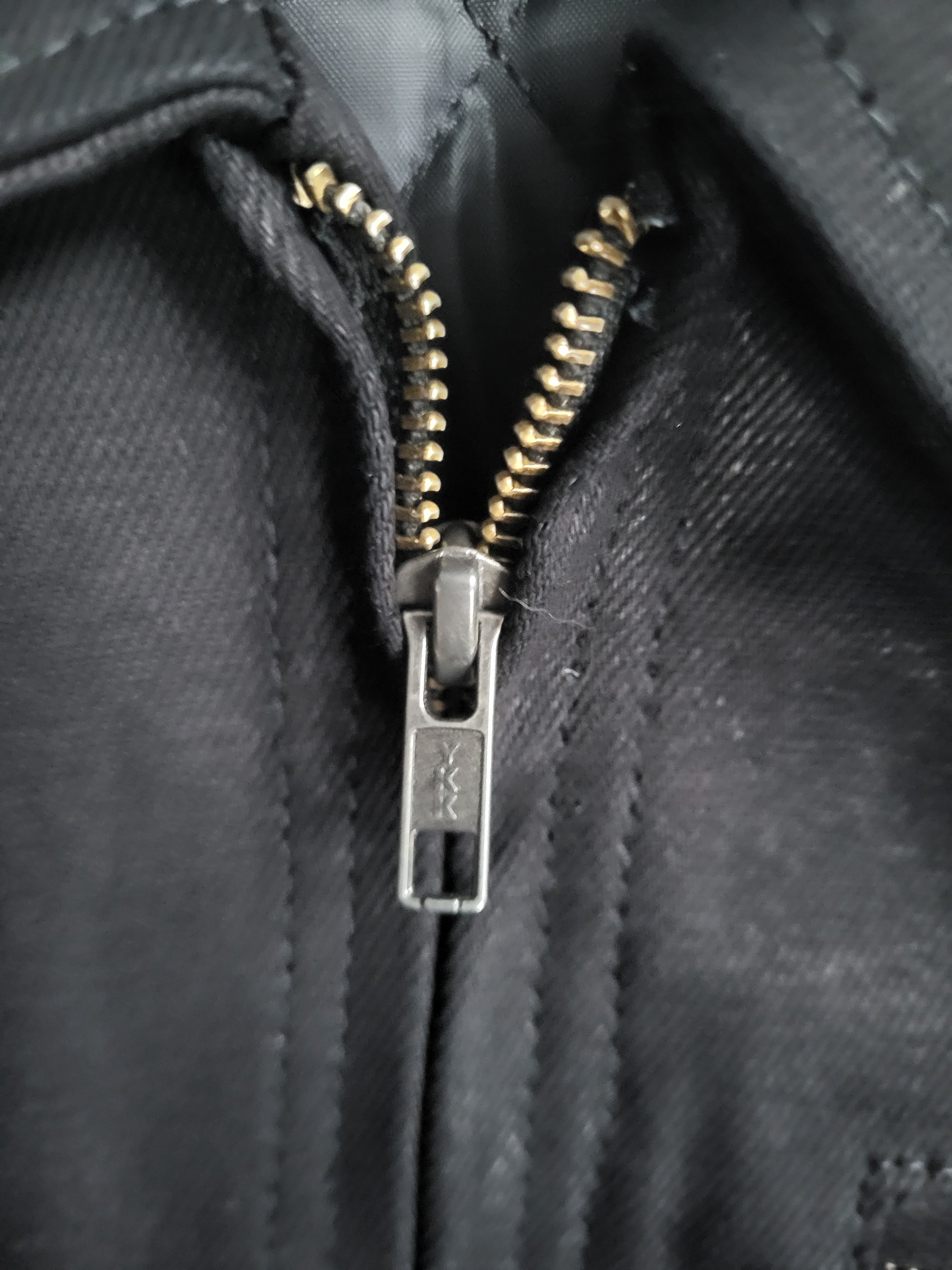 Veste Stüssy Canvas Shop Jacket Noire - Double Logo Brodé (Avant & Dos)Homme  - Style 118481 - Taille L - Neuf