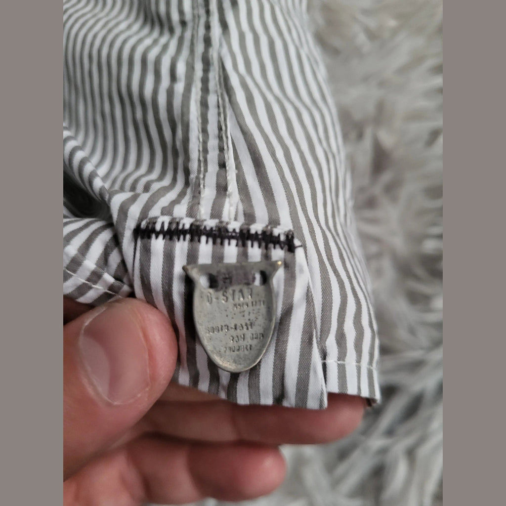 Chemise G-Star rayée grise et blanche, taille S. Fripes Sélect
