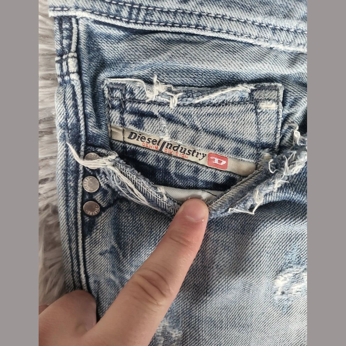 Jean Diesel Mennit Vintage – W34 L34 – Regular Straight – Denim Premium – État Nickel