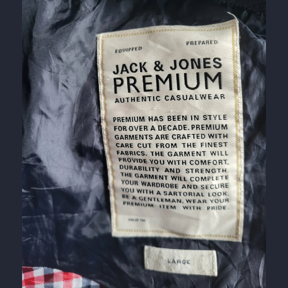 Veste Jack & Jones noire, taille Large, étiquette intérieure visible. Fripes Sélect