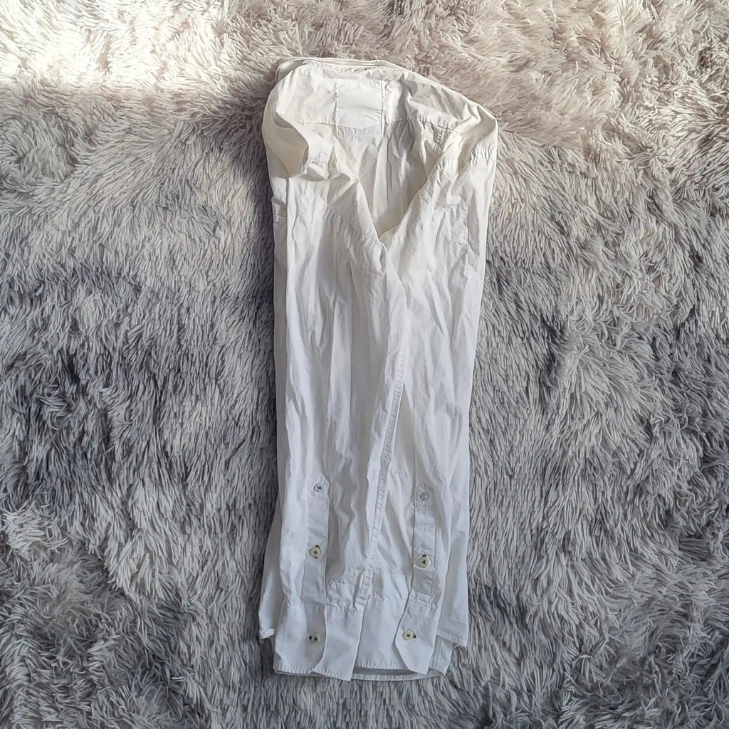 Chemise blanche, marque non lisible, taille non indiquée, Fripes Sélect