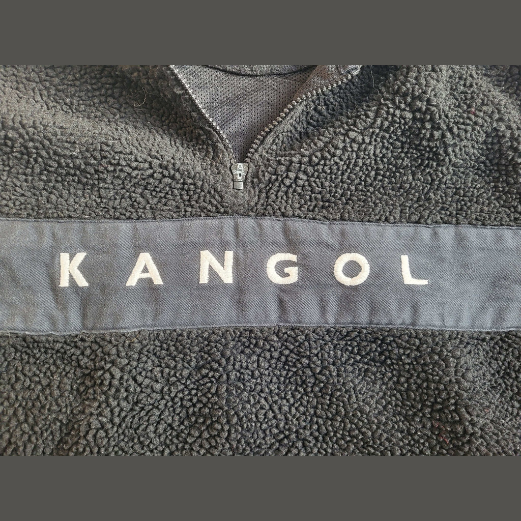 Pull polaire Kangol noir, logo brodé, taille non visible, Fripes Sélect