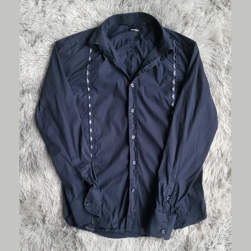 Chemise manches longues, marque Mister Tee, couleur bleu marine, taille M. Fripes Sélect