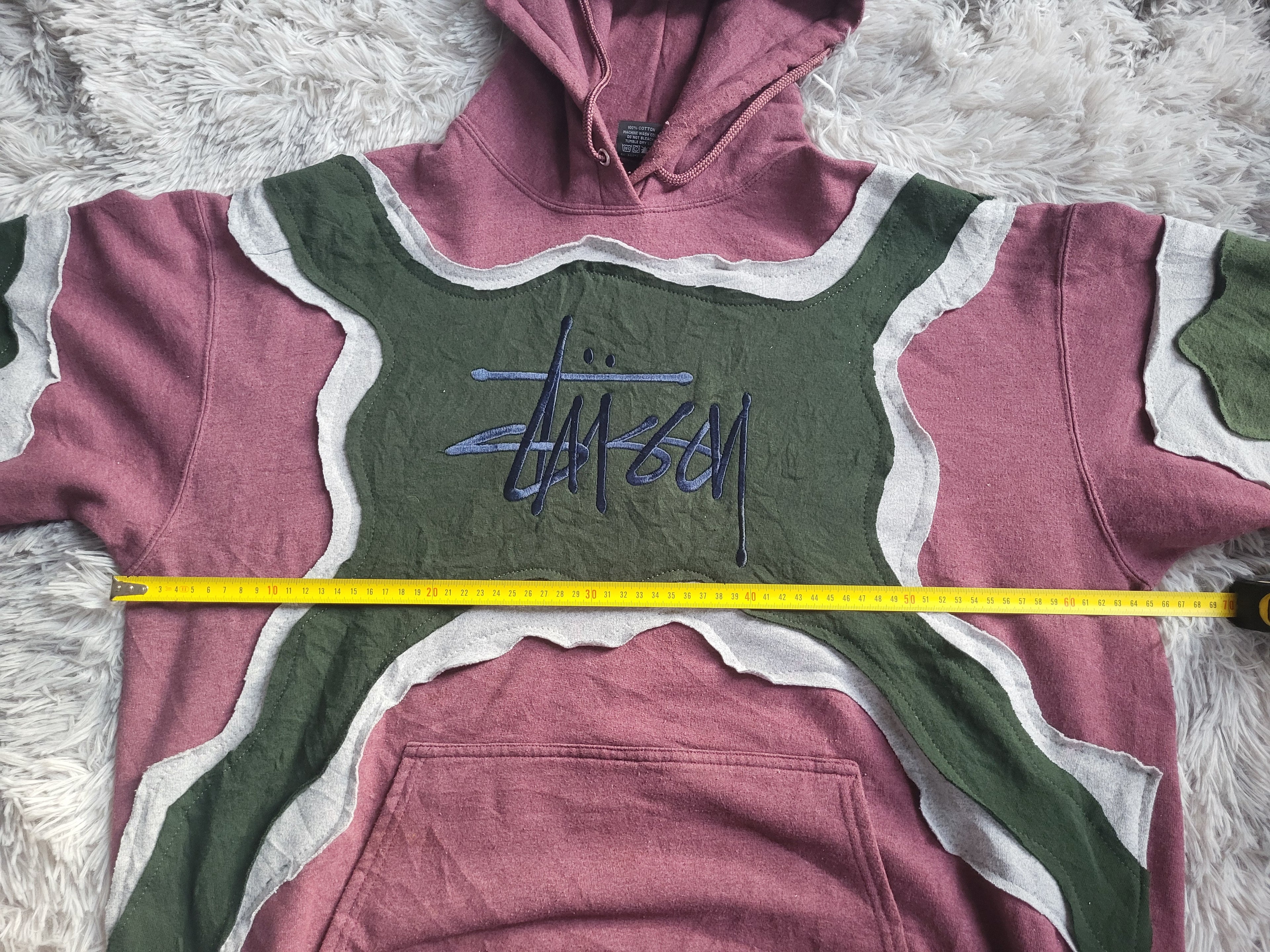 Sweat à capuche Stüssy Reworked Patchwork – Pièce Unique 1/1 – Bordeaux & Vert Olive – Taille XL
